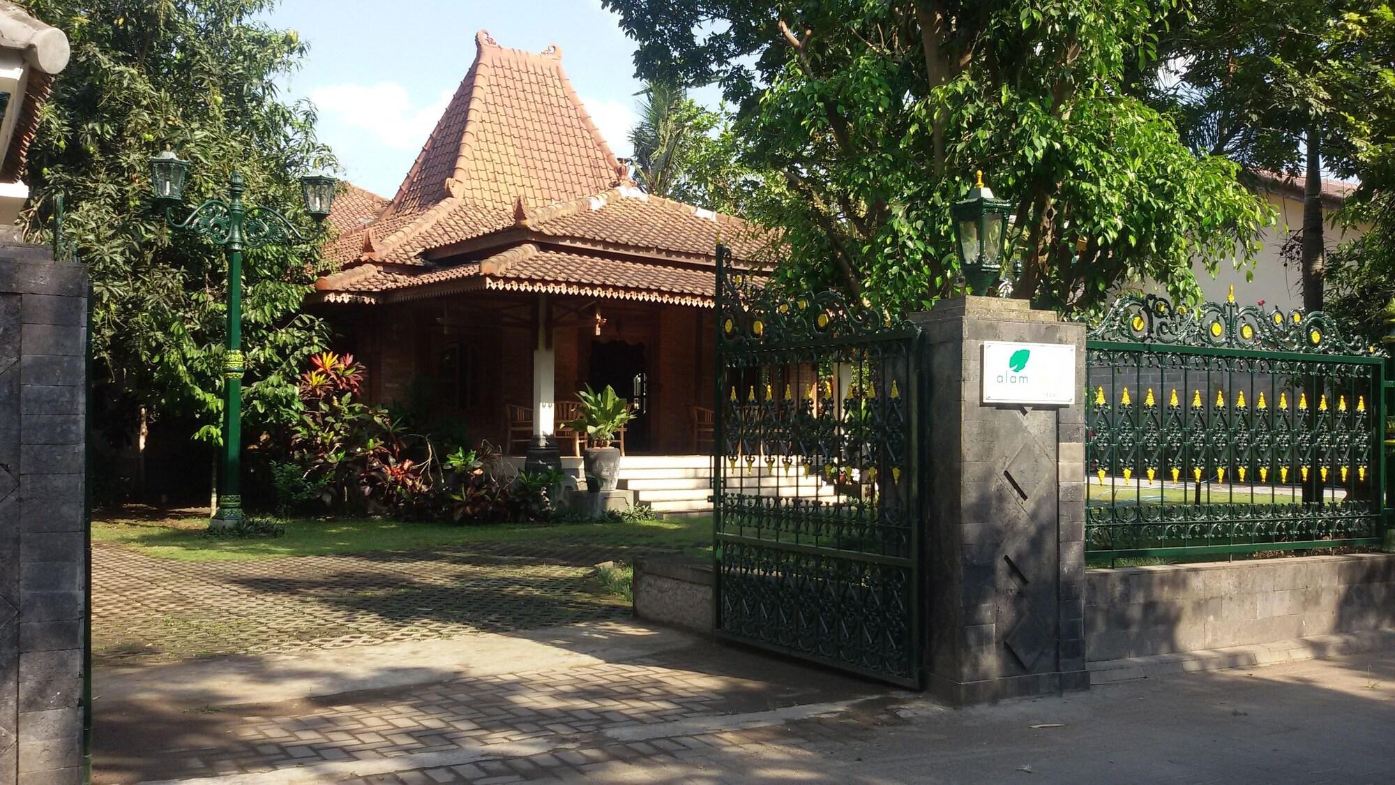 Vista Exterior Alam Jogja Resort