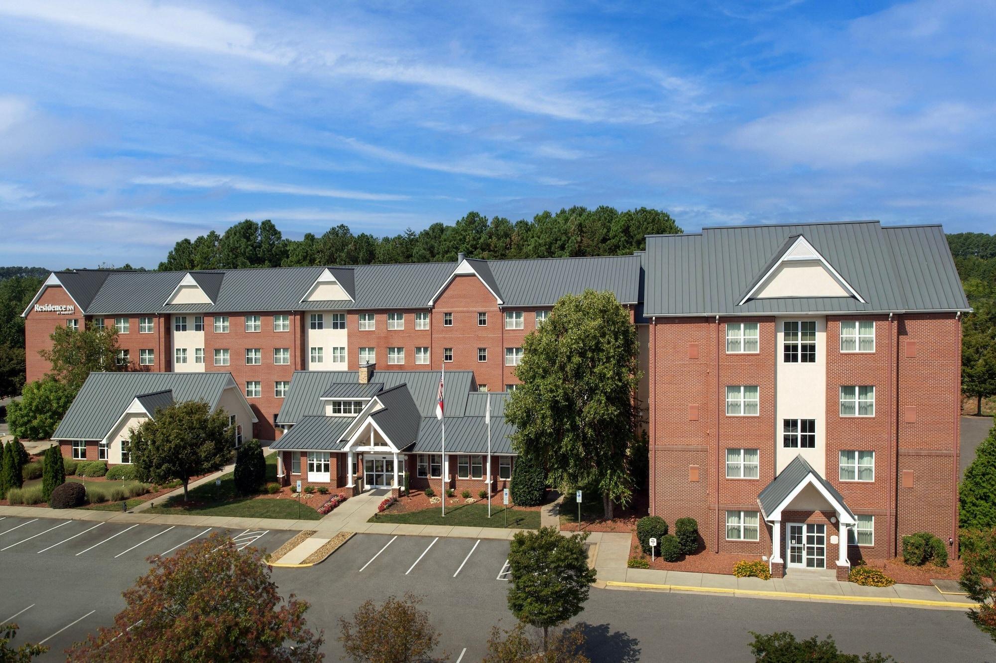 Vista Exterior Residence Inn by Marriott Greensboro Airport