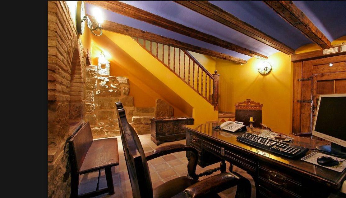 Vista Lobby A Corona del Reino
