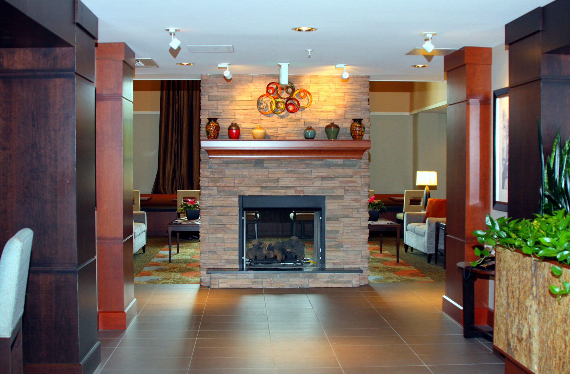 Vista Lobby Staybridge Suites Liverpool Syracuse by IHG