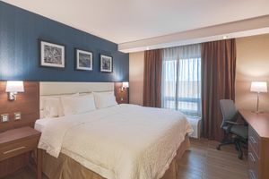Alojamiento - Hampton Inn by Hilton Monterrey Galerías Obispado