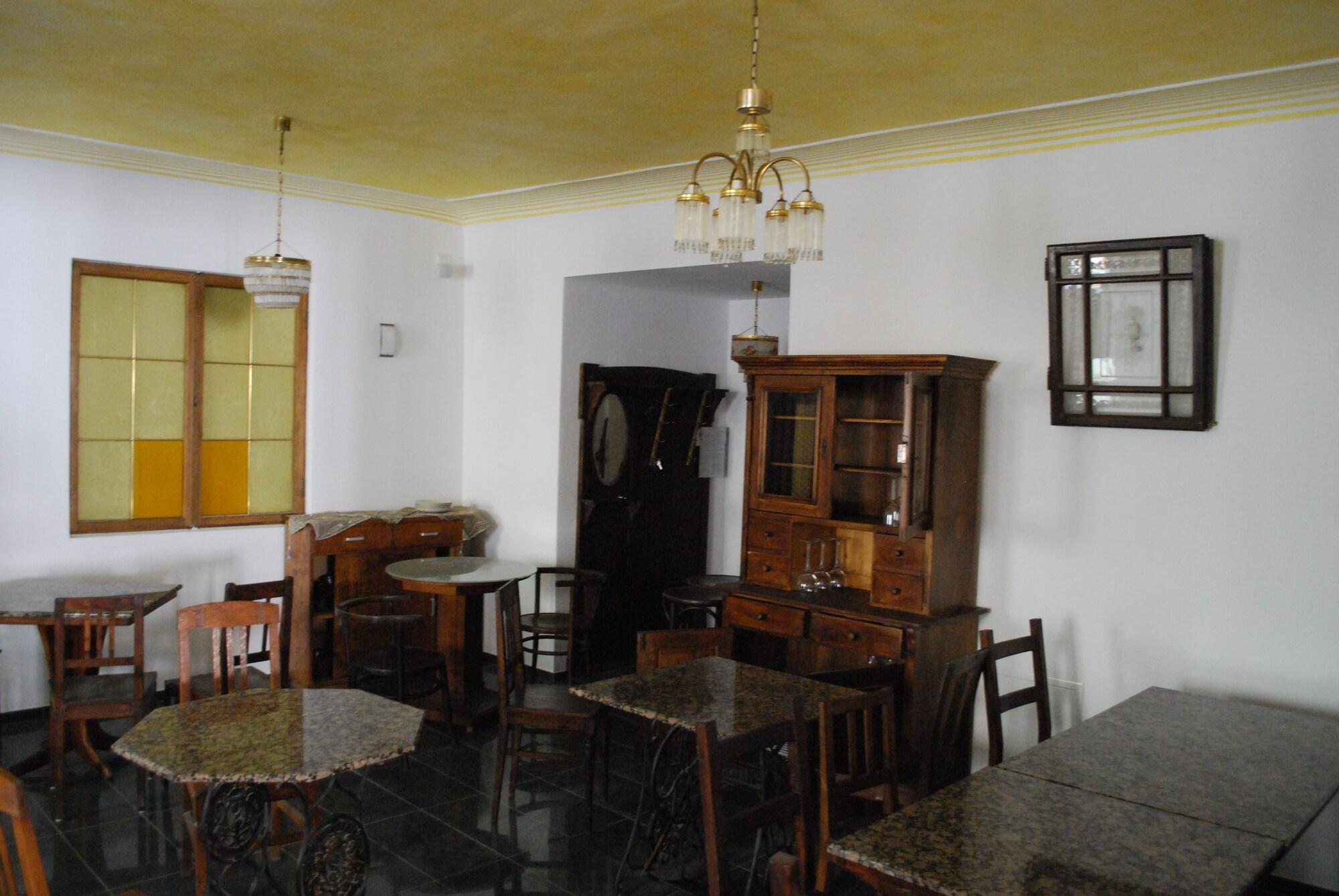 Bar/Salón Gasthof Zur Goldenen Sonne