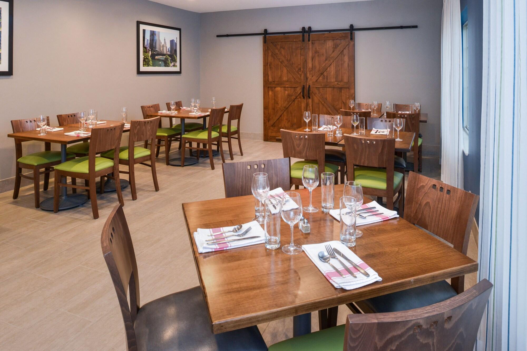 Restaurant Four Points by Sheraton Mt Prospect O'Hare