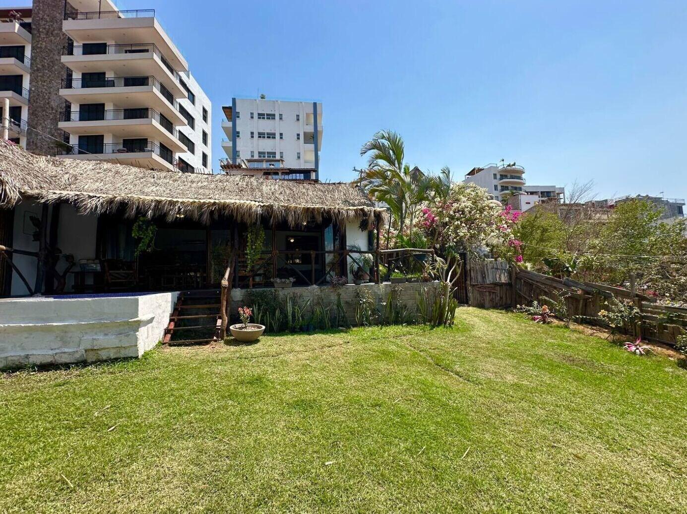 Vista Exterior Zona Romantica Monyxbnb