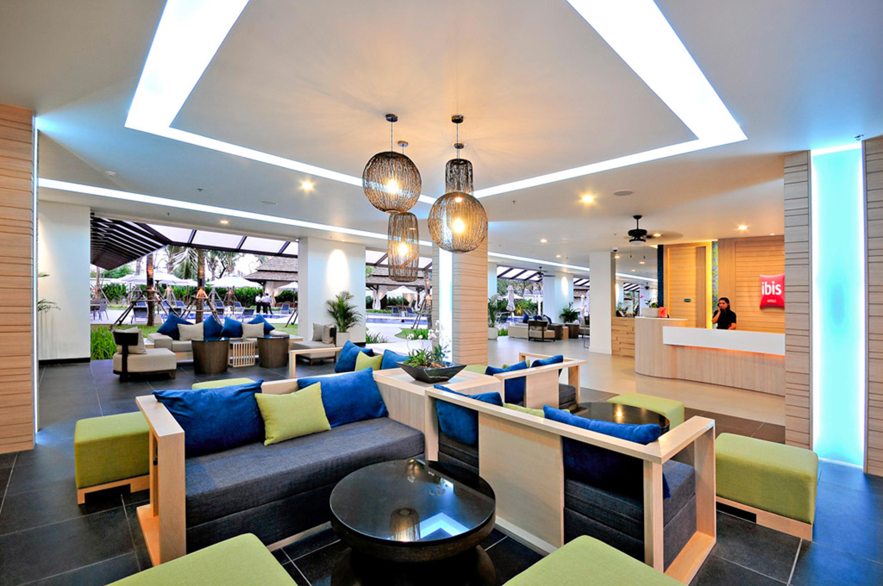 Vista Lobby ibis Phuket Kata