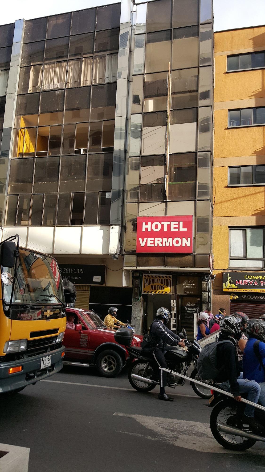 Vista Exterior Hotel Vermon