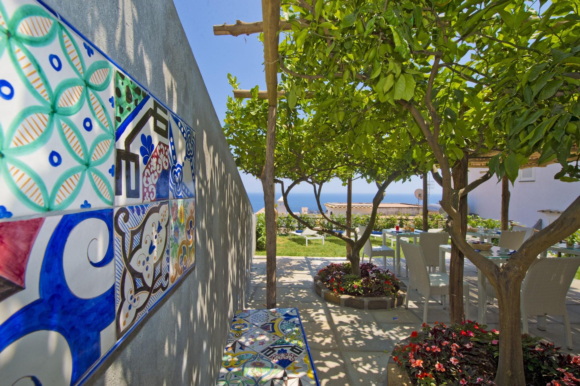 Vista Exterior Albadamare Boutique Hotel