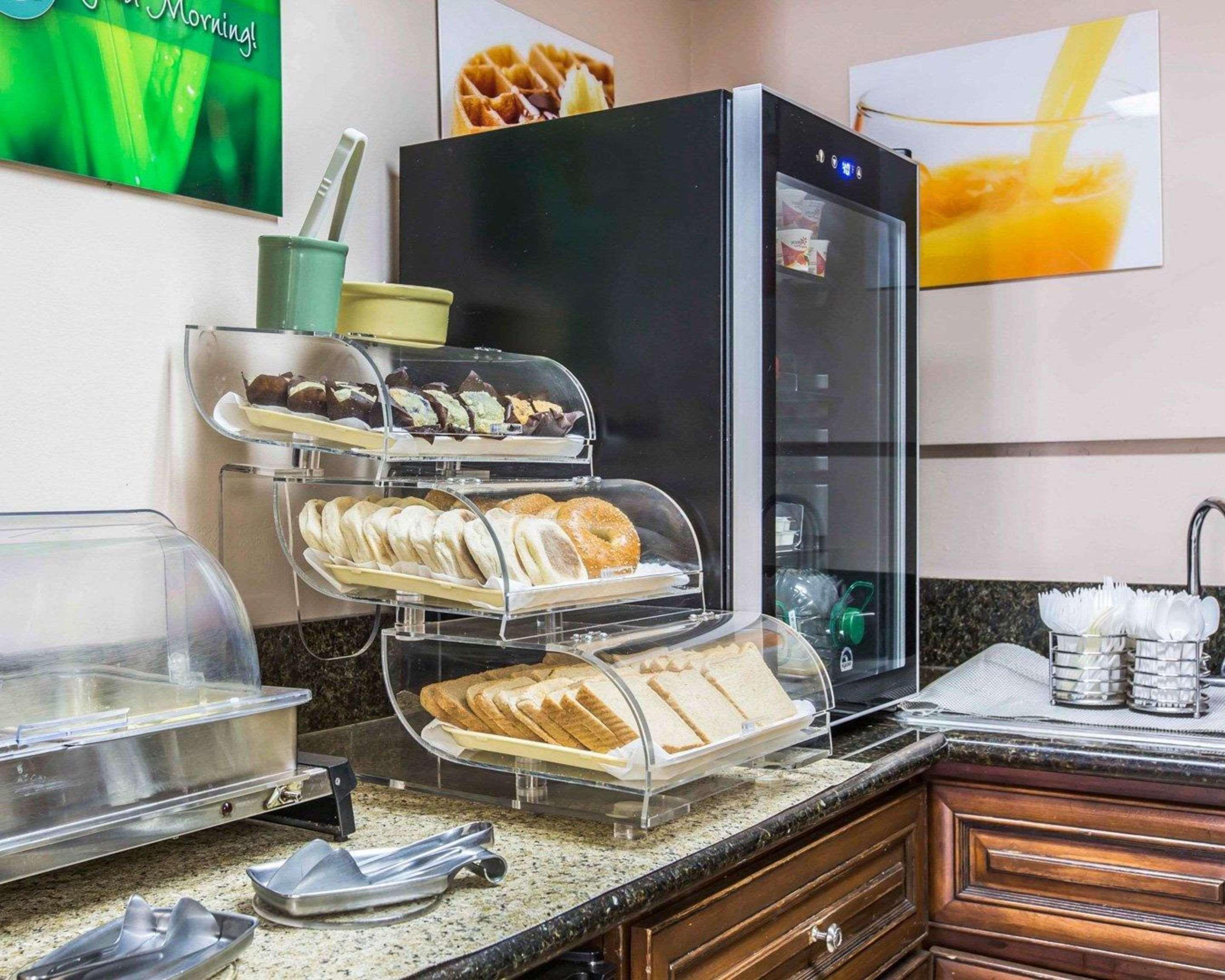 Restaurant Quality Inn Burbank Airport