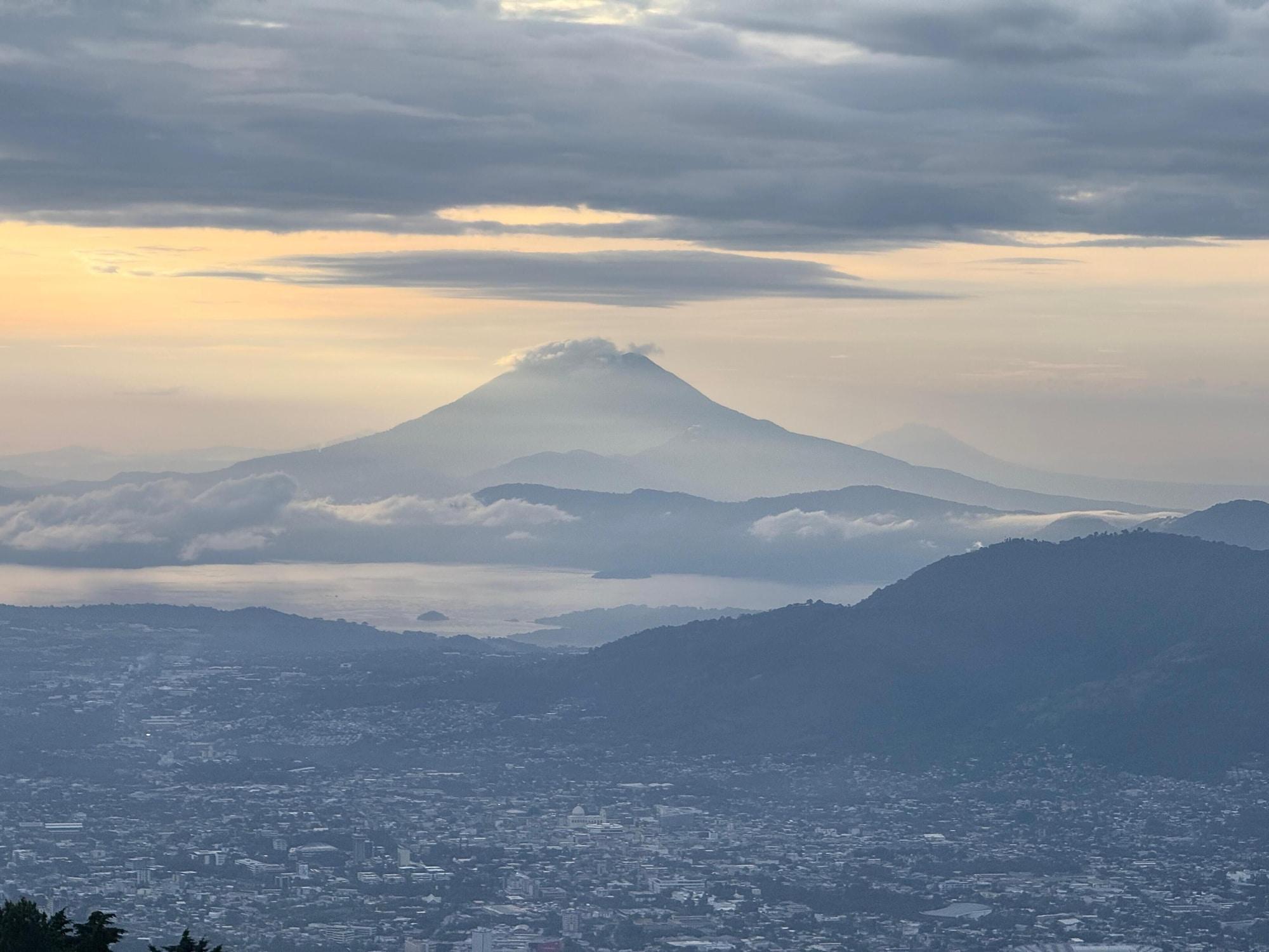 Varios CARDEDEU DOMOS