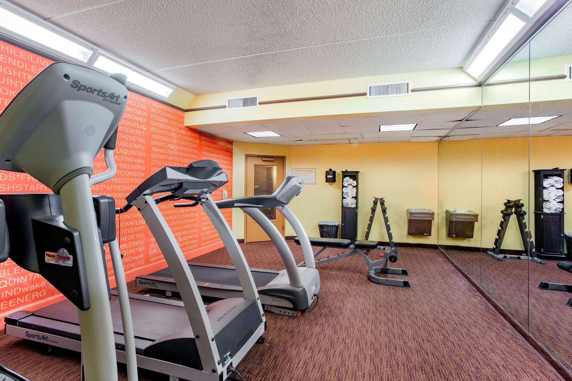 Instalaciones Recreativas La Quinta Inn & Suites by Wyndham Raleigh/Durham Southpoint