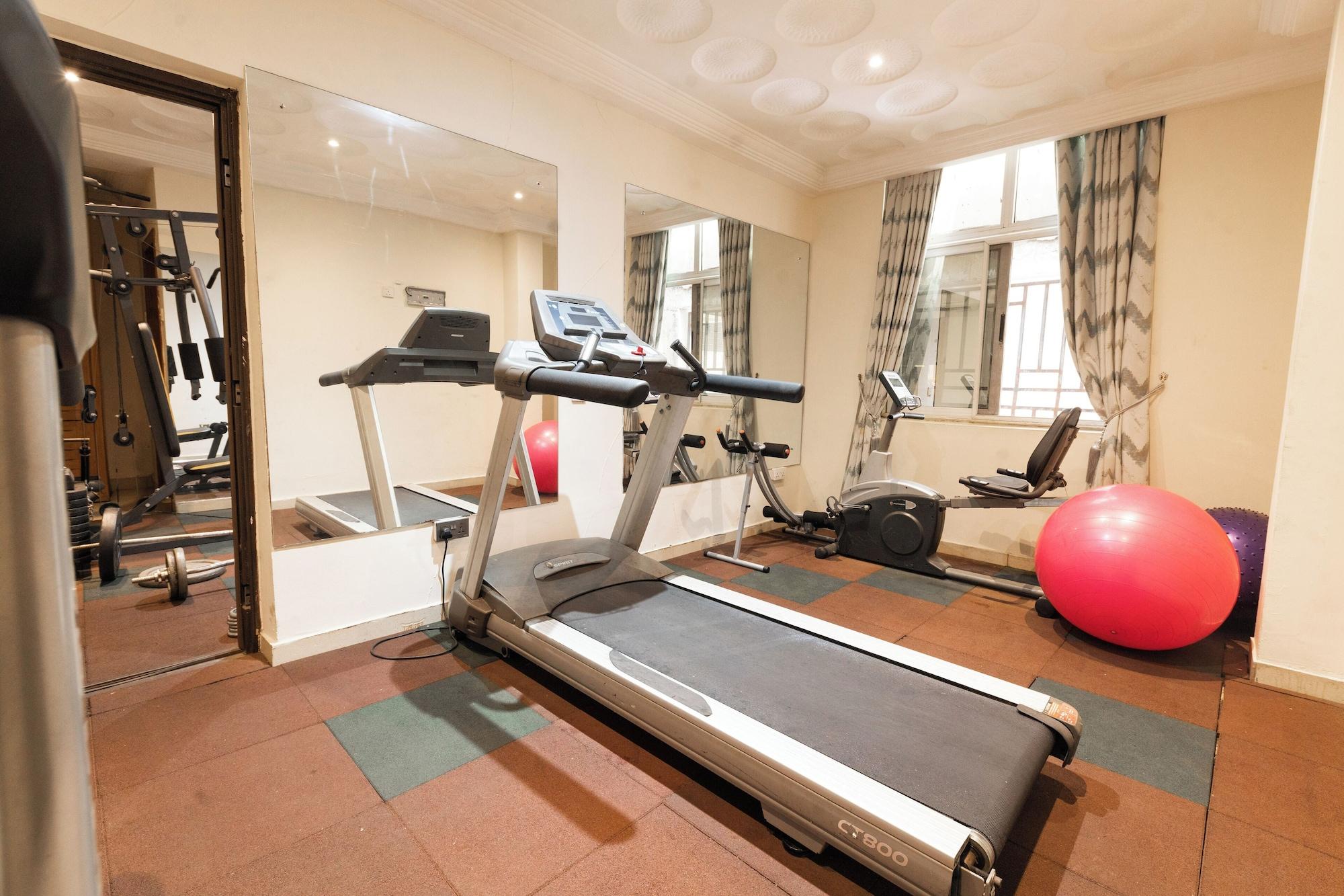 Gimnasio Airport West Hotel