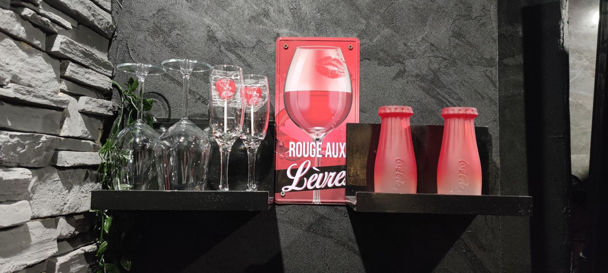 Bar/Salón Loft Romantique Hammam Spa Privatif Playroom