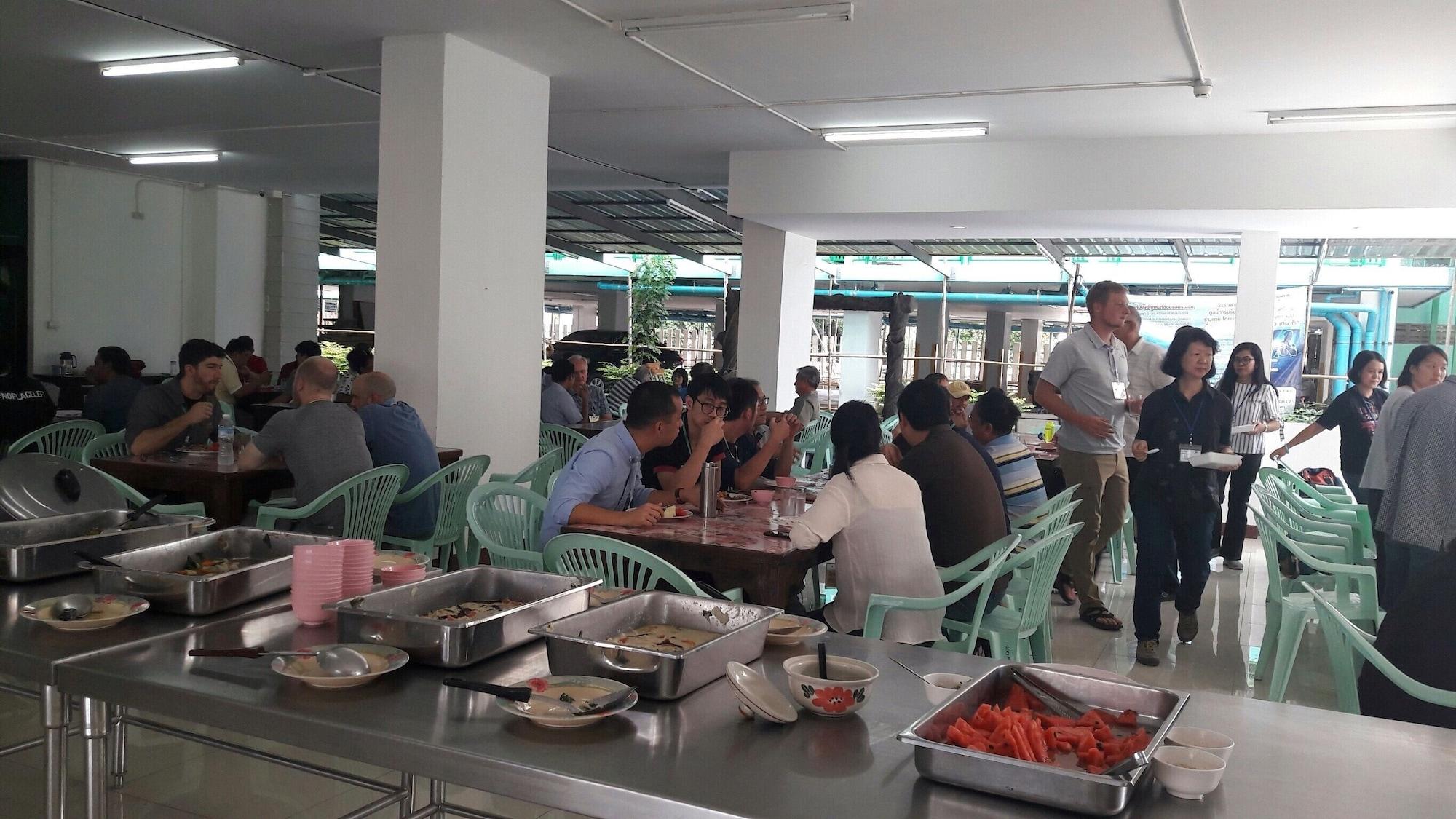 Restaurant Eden Garden Resort