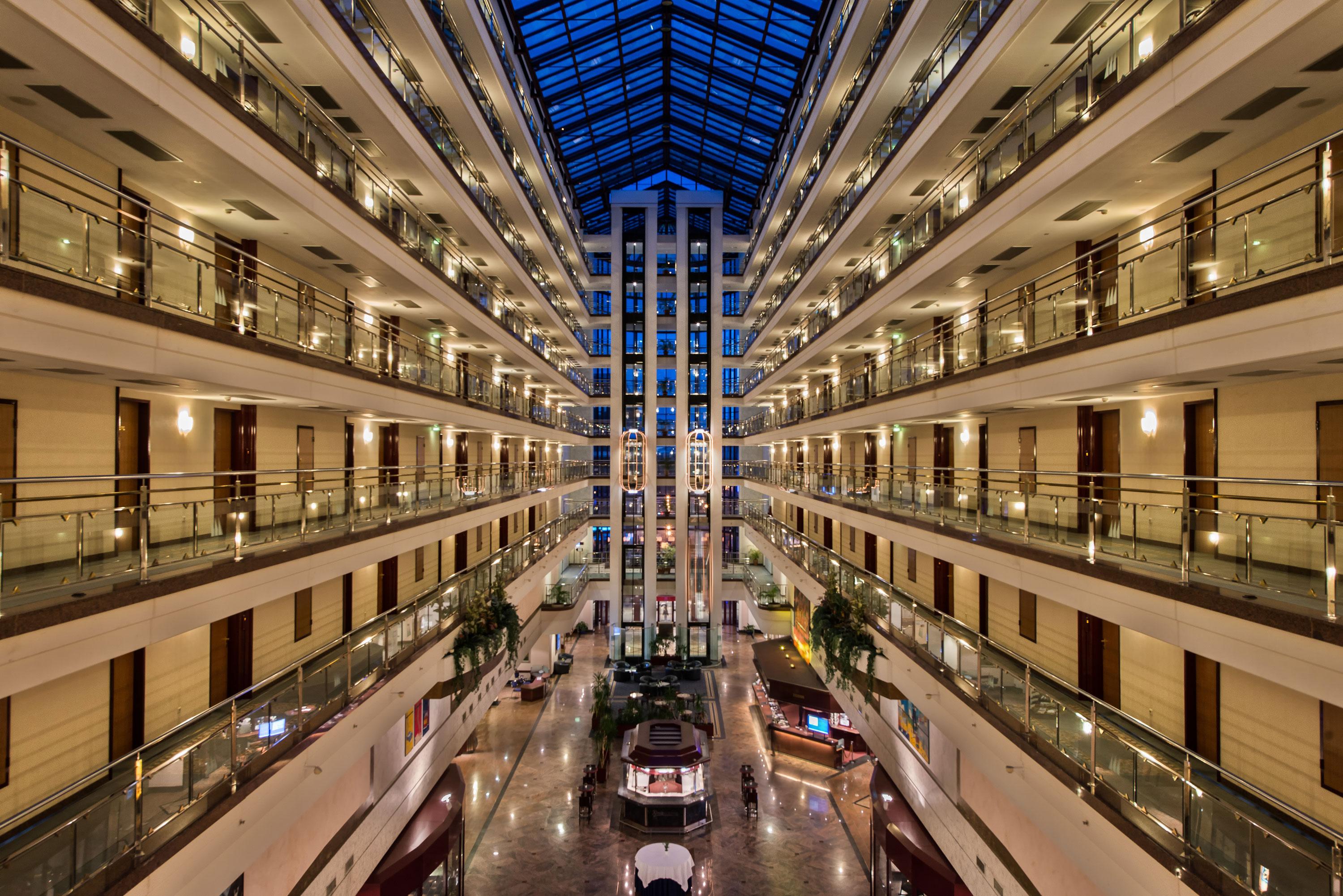 Vista Lobby Maritim Hotel Magdeburg