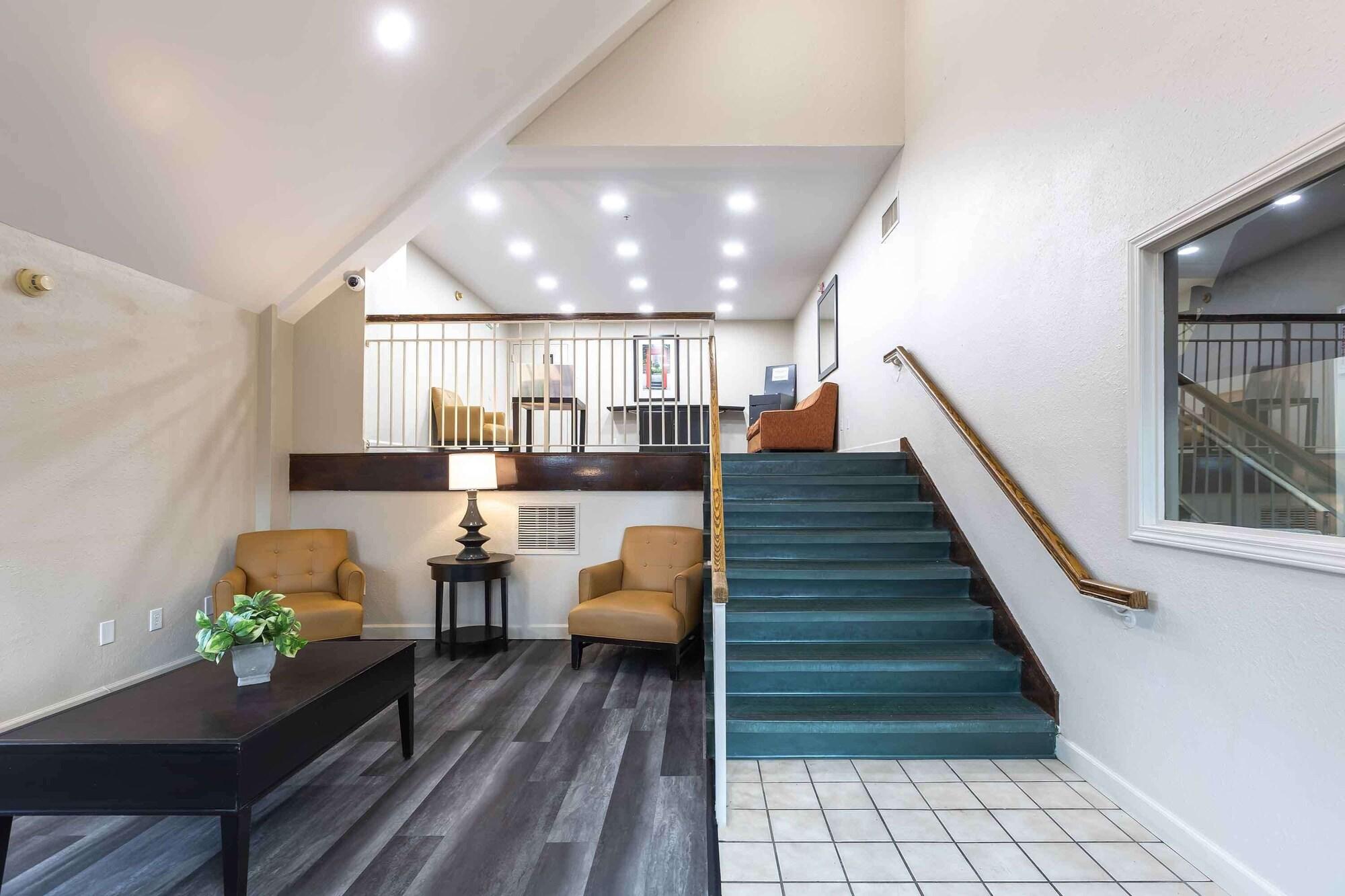 Vista Lobby Extended Stay America Suites Columbia Greystone