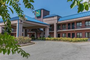 Alojamiento - Quality Inn Calera I-65 exit 231
