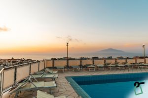 Alojamiento - HOTIDAY Room Collection - Sorrento