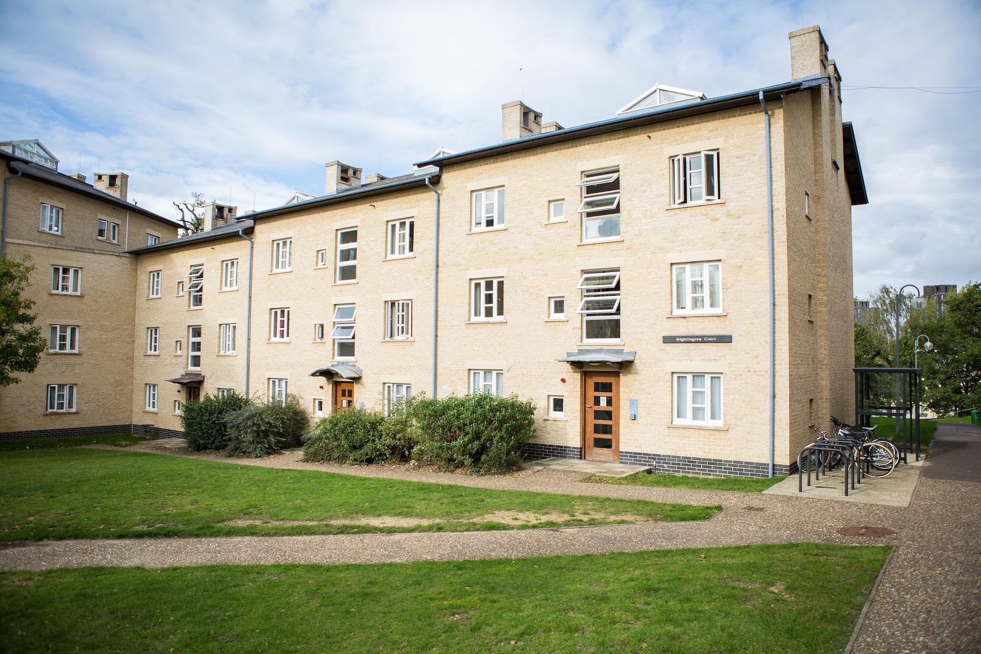 Vista Exterior University of Essex -  Colchester Campus
