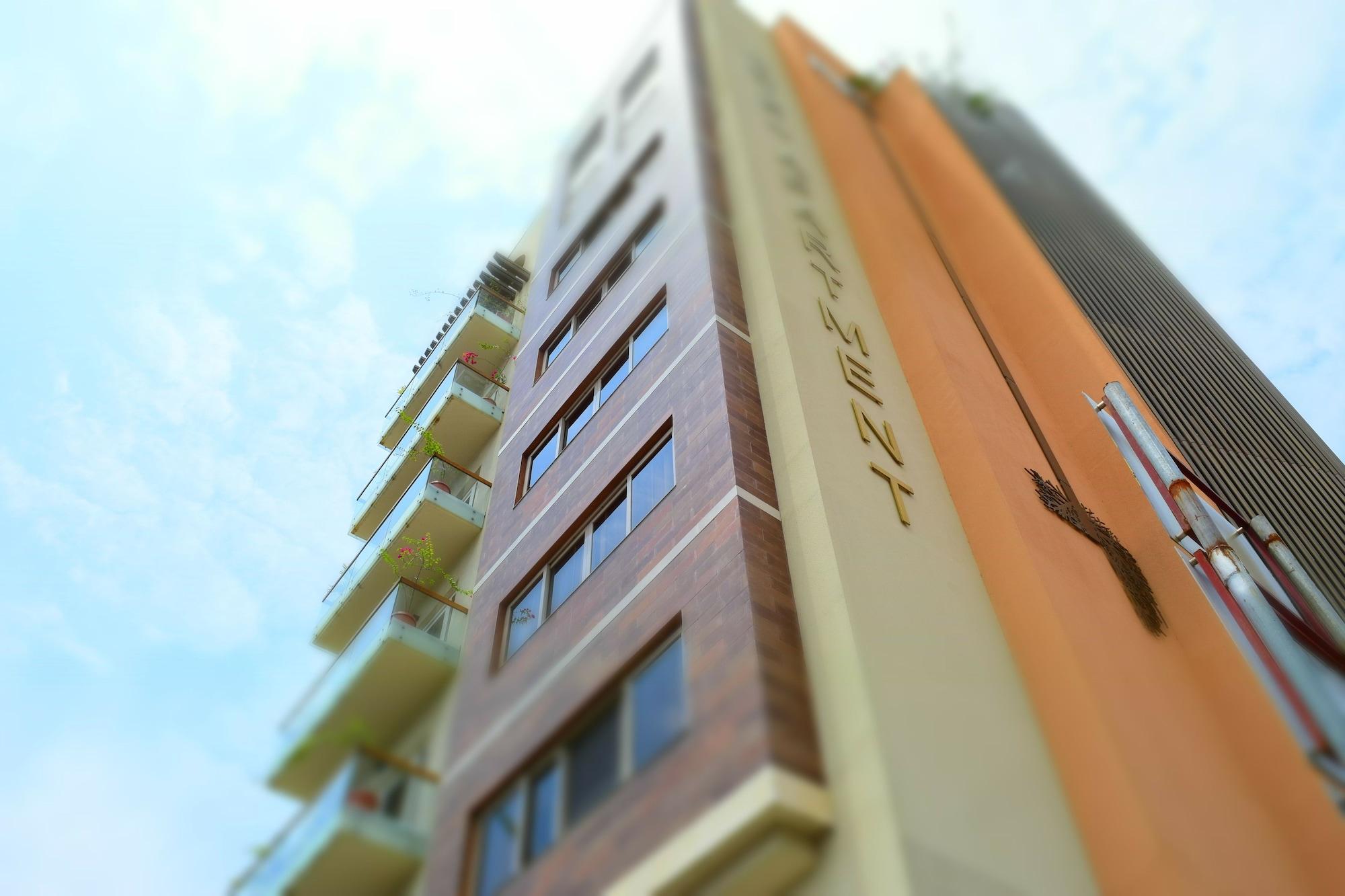 Vista Exterior Roots Hotel Apartment