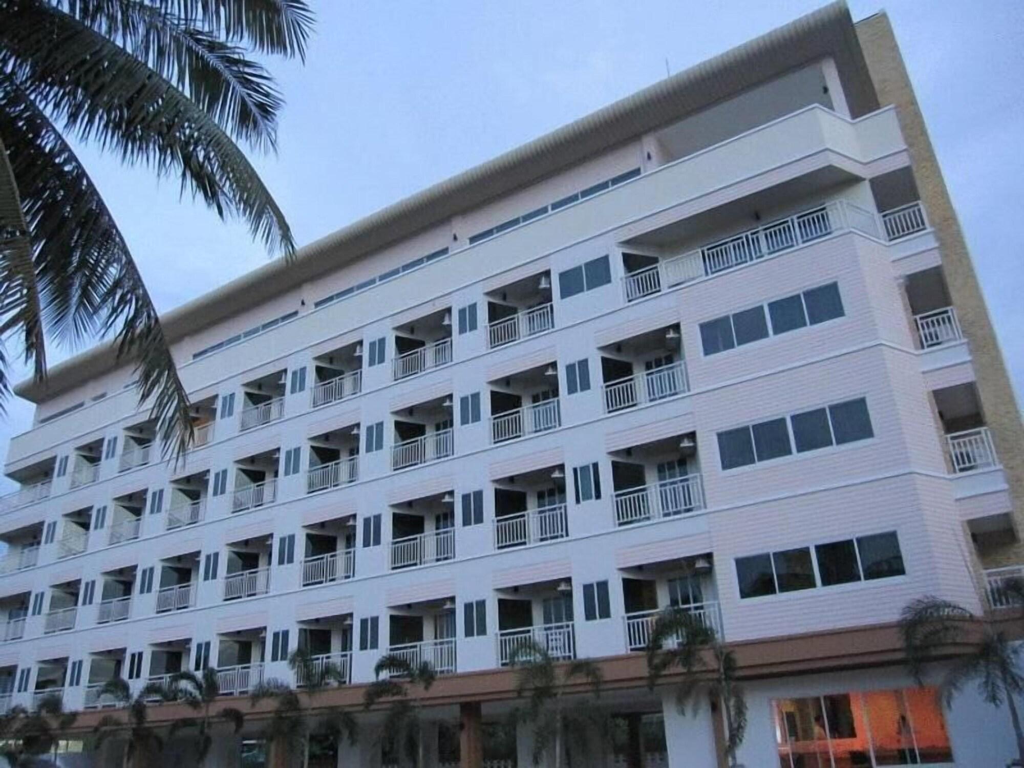 Vista Exterior Nanachart Bangsaen