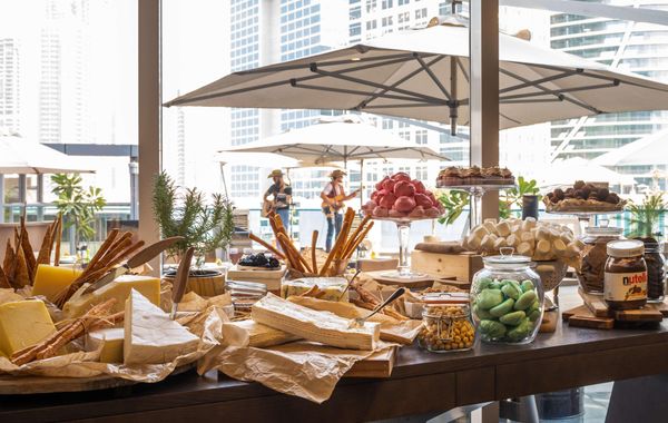 Radisson Blu Hotel Dubai Waterfront