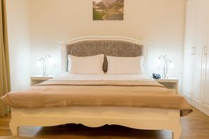 Alojamiento - Hotel Turizem Shkelzeni