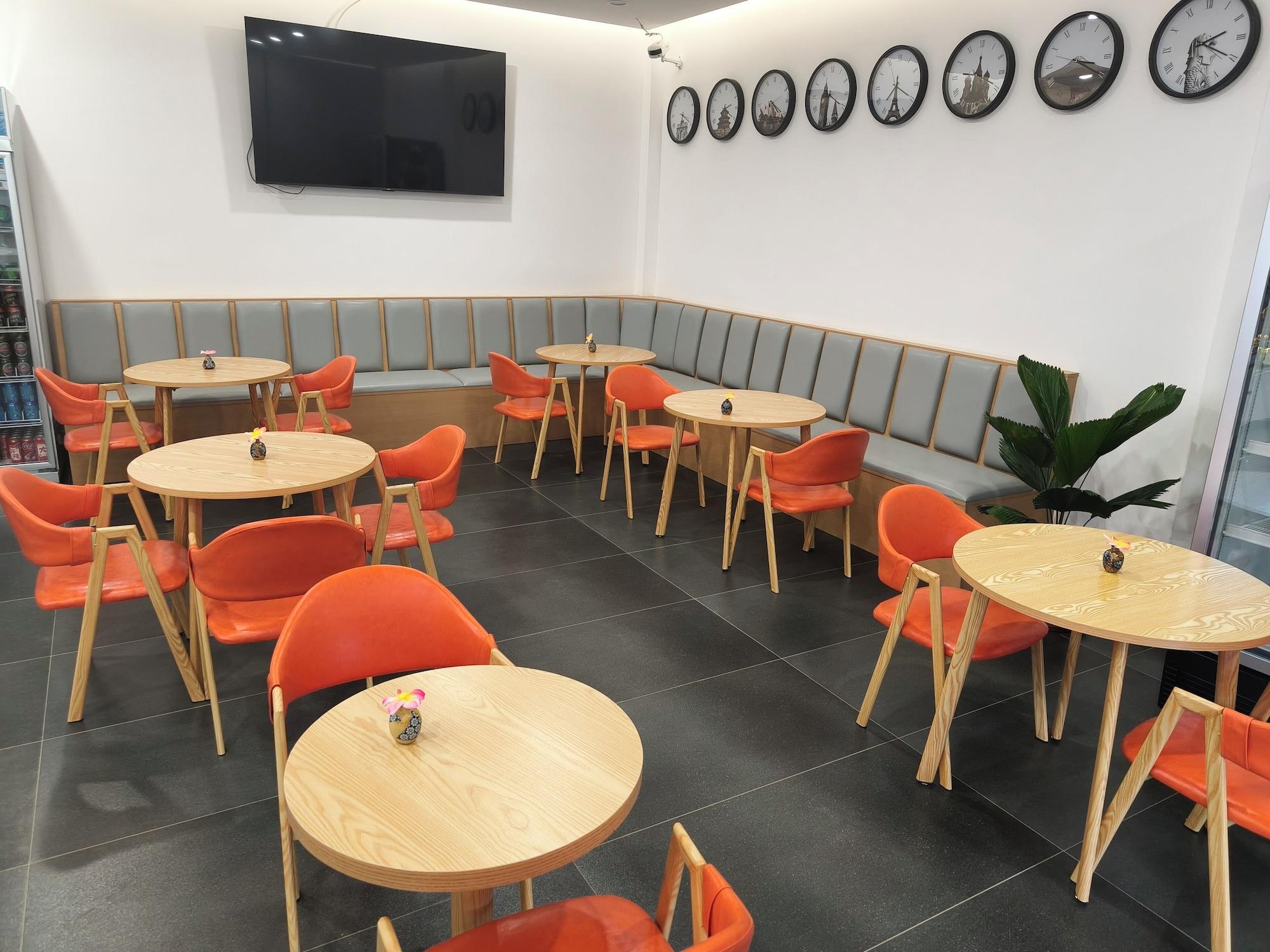 Restaurant Xiaos Henderson Hotel