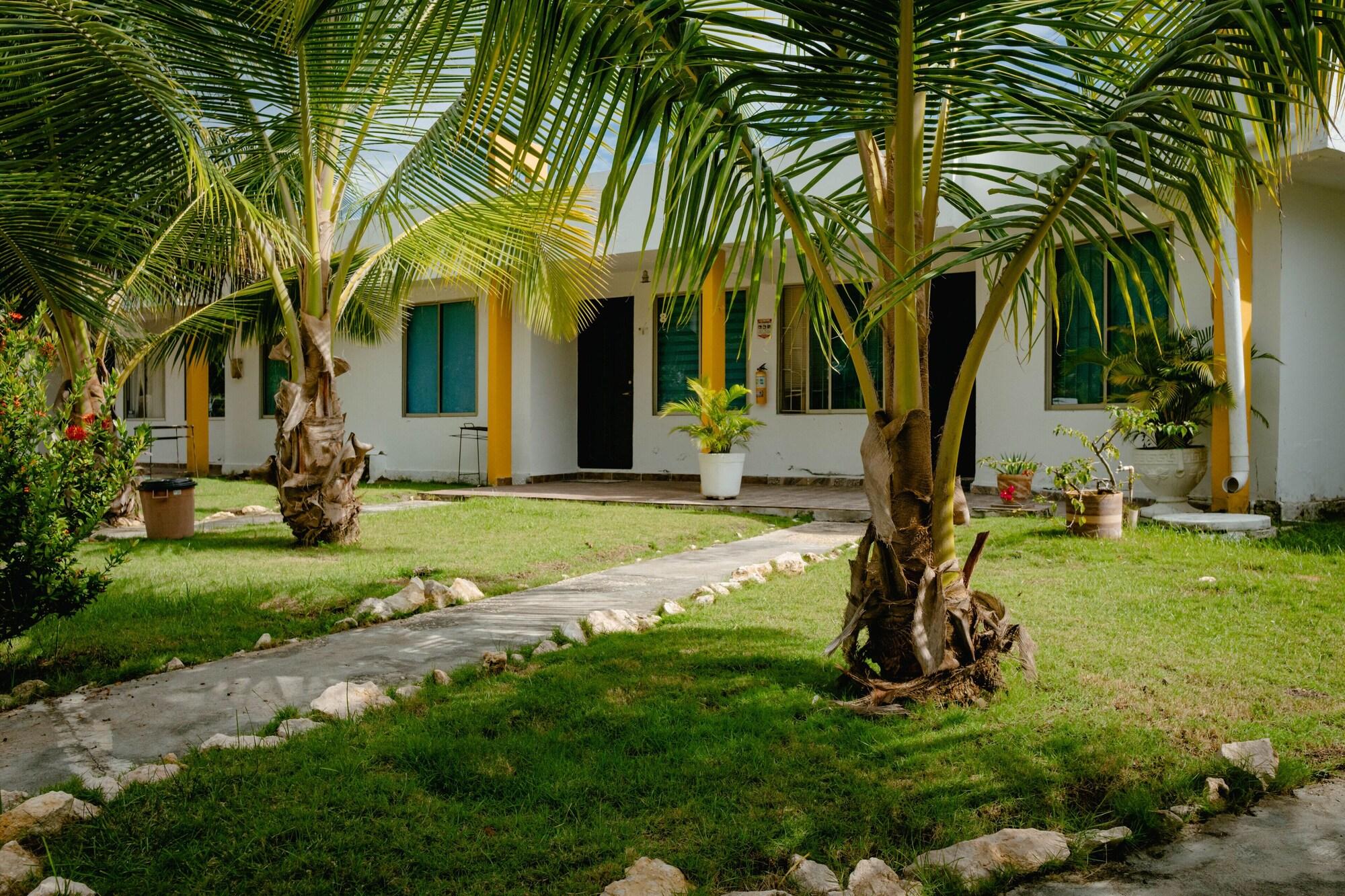 Vista Exterior Caribbean Town Tolú