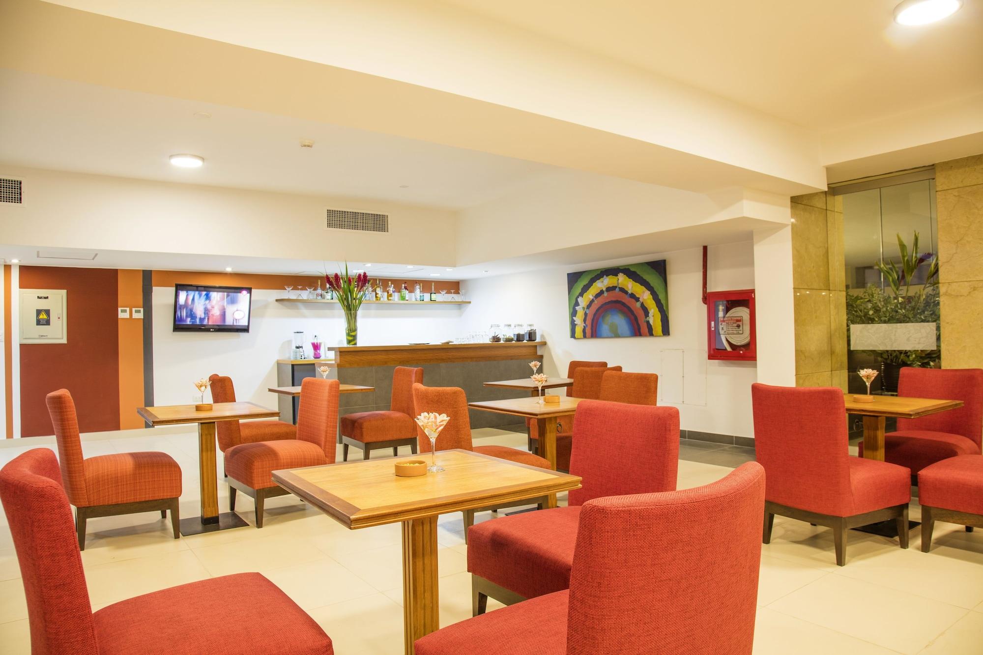 Bar/Salón Hotel San Agustin Riviera