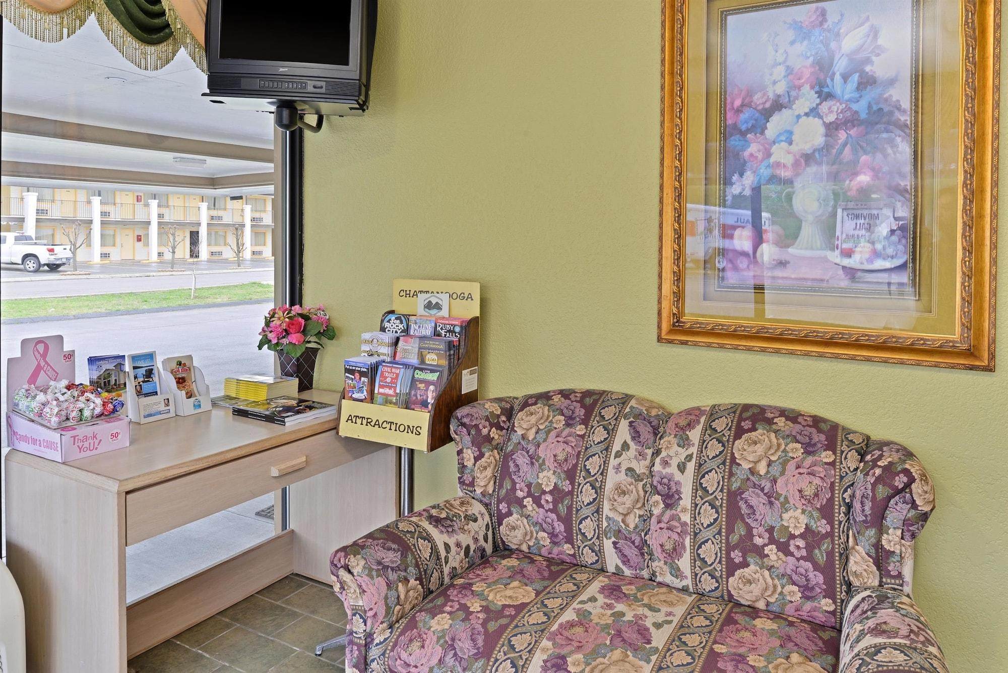 Vista Lobby Americas Best Value Inn Dayton