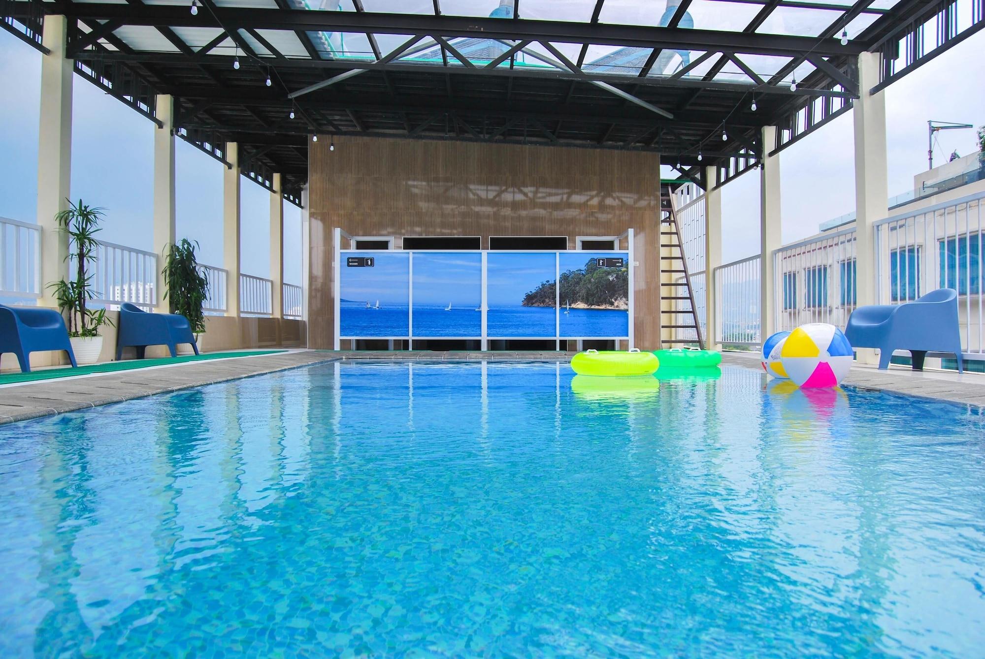 Vista Piscina Tebu Hotel Bandung