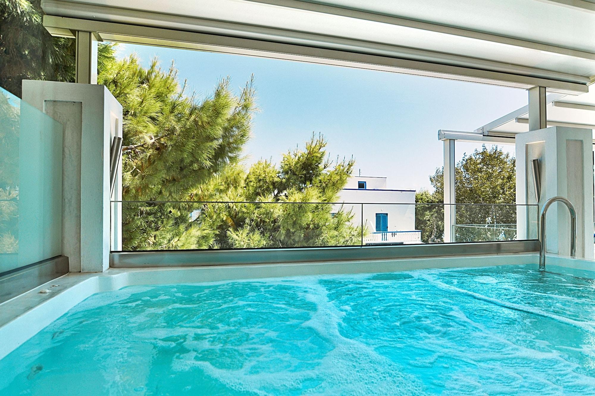 Varios Santorini Loft Boutique Apartments