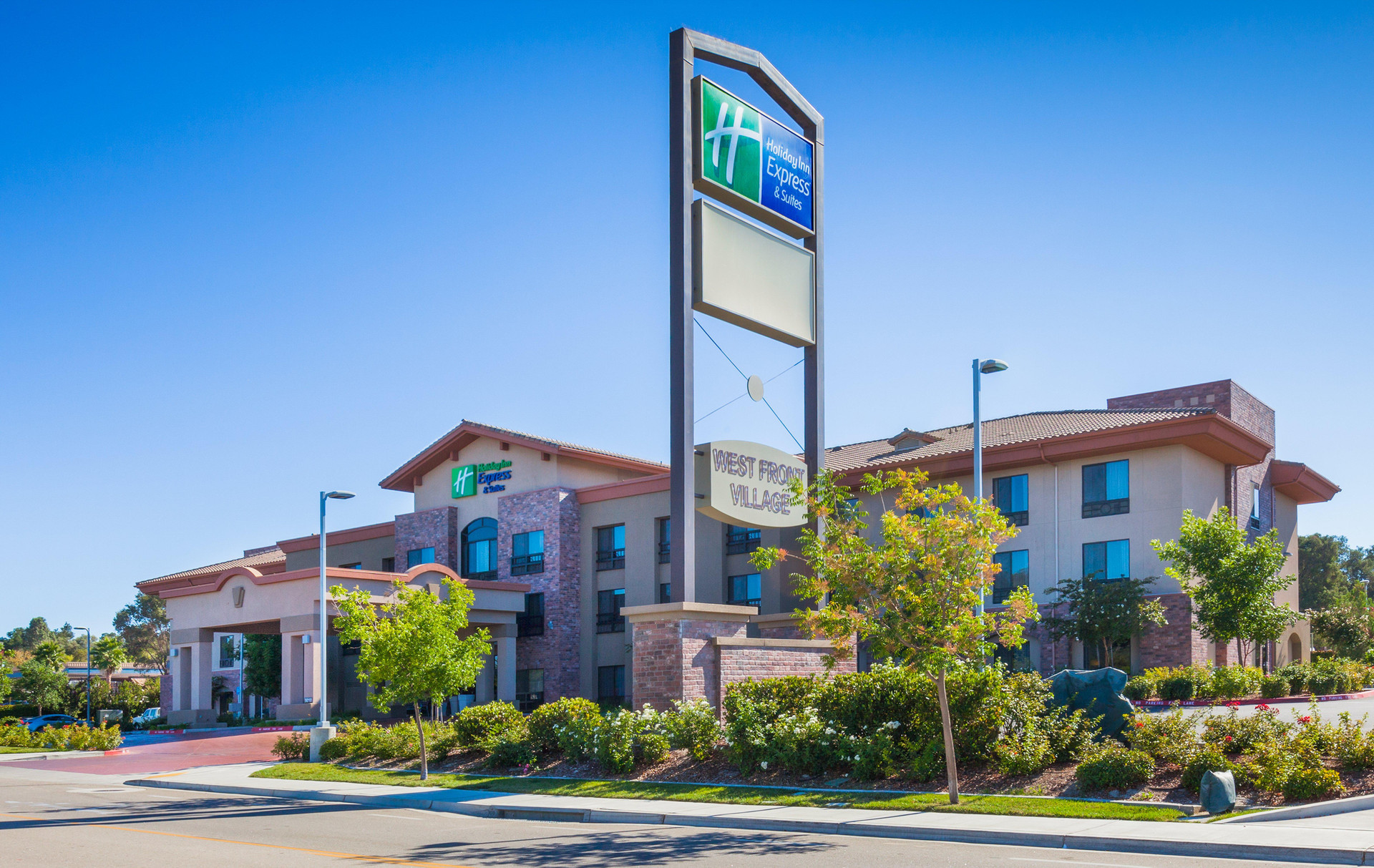 Vista Exterior Holiday Inn Express Hotel & Suites Atascadero by IHG