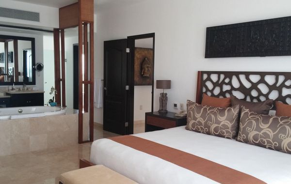 2 Bedroom Villa - 5 STAR Cancun Resort - Playa Mujeres - Hoteles con alberca climatizada en Cancún, México