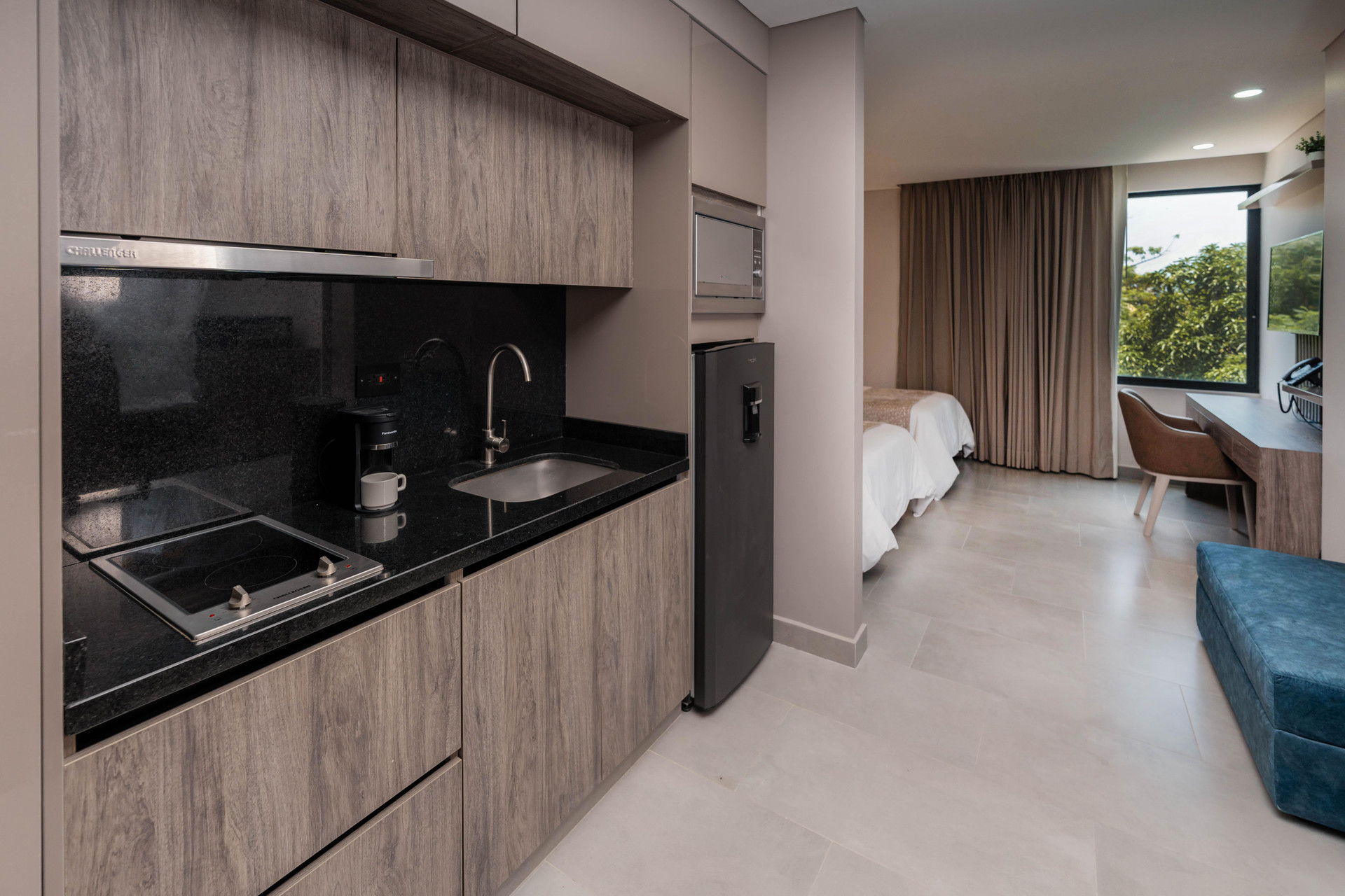 Cocina Amari Living Suites