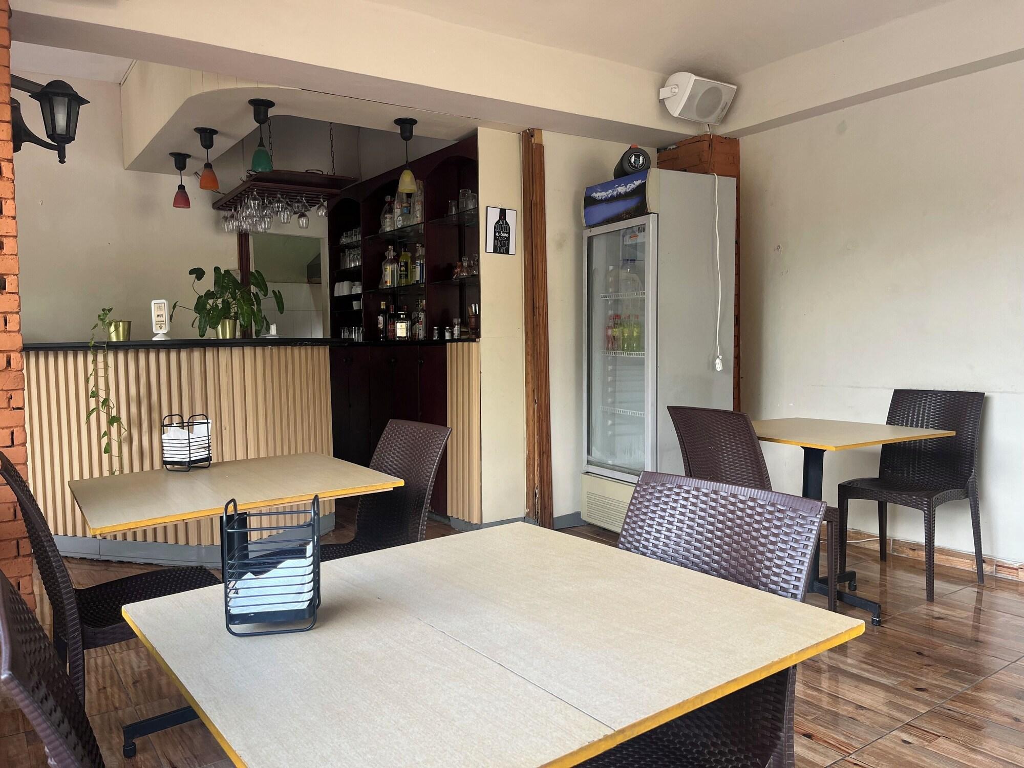 Restaurant Hotel Plaza Kavia