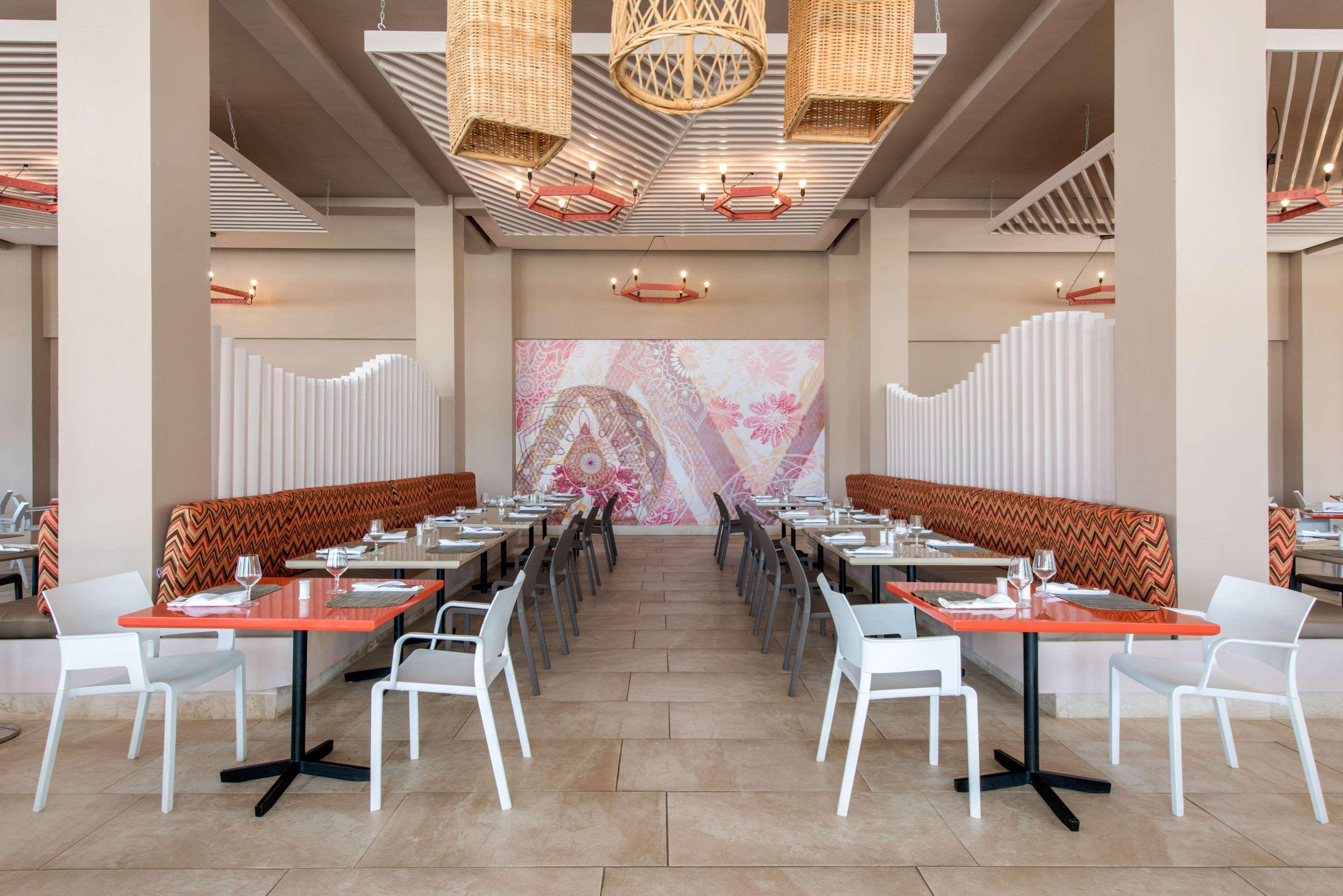 Restaurant Emotions by Hodelpa Puerto Plata