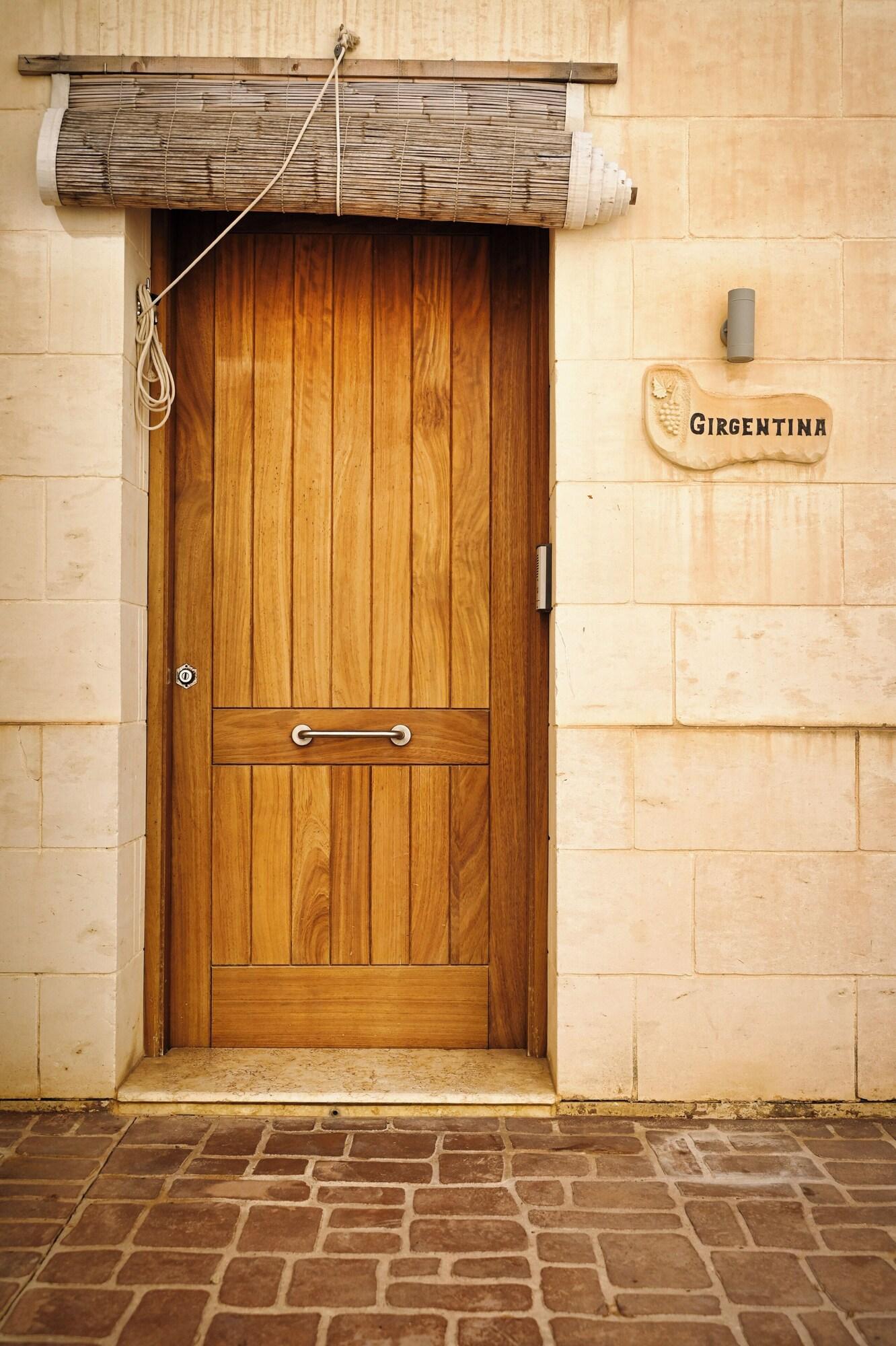 Vista Exterior Girgentina