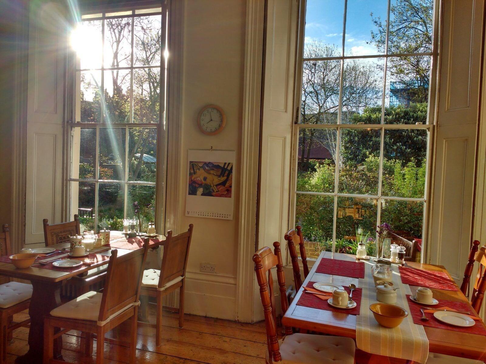Restaurant Temple Lodge Club