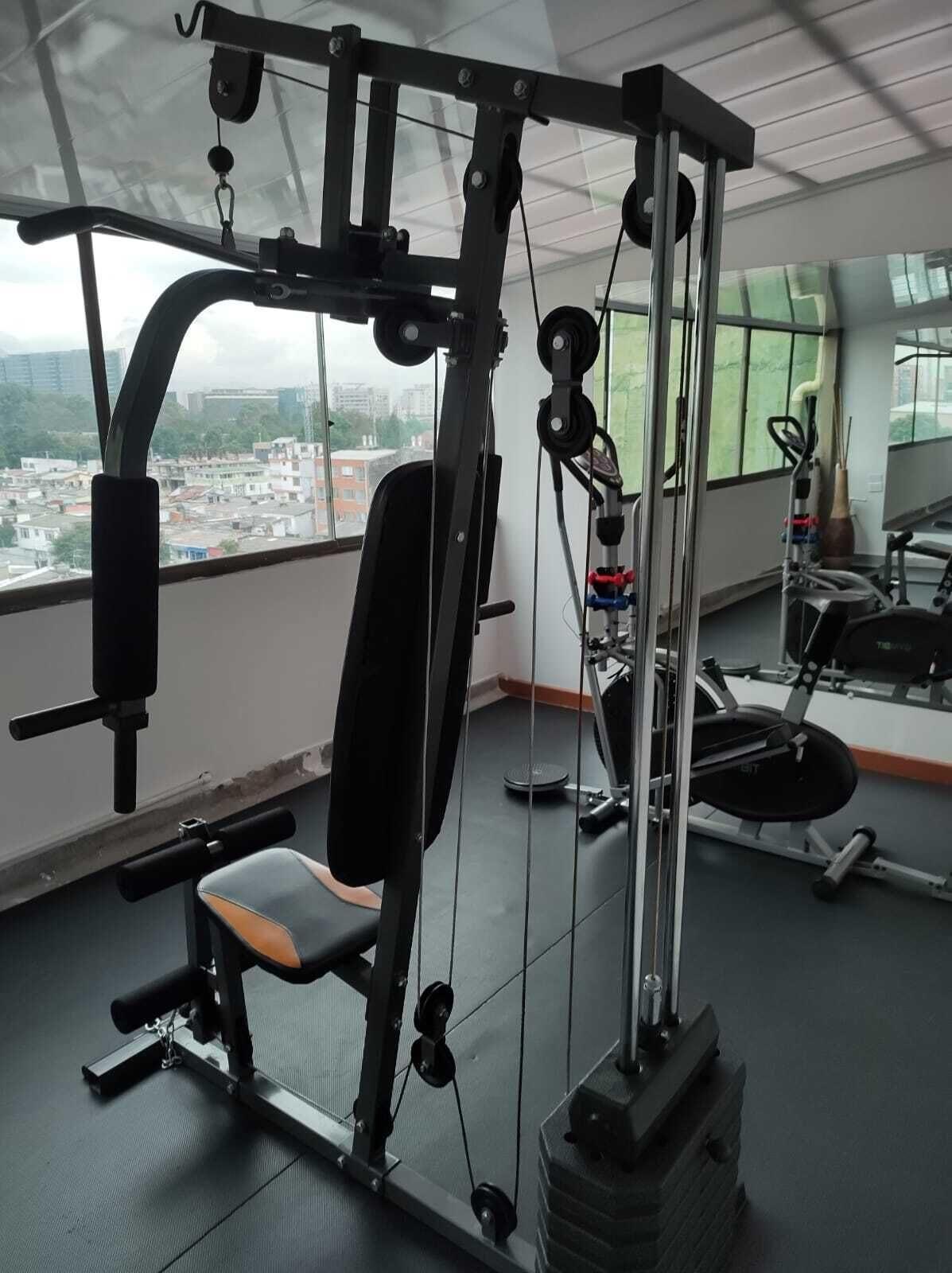 Gimnasio Hotel Airport Travel