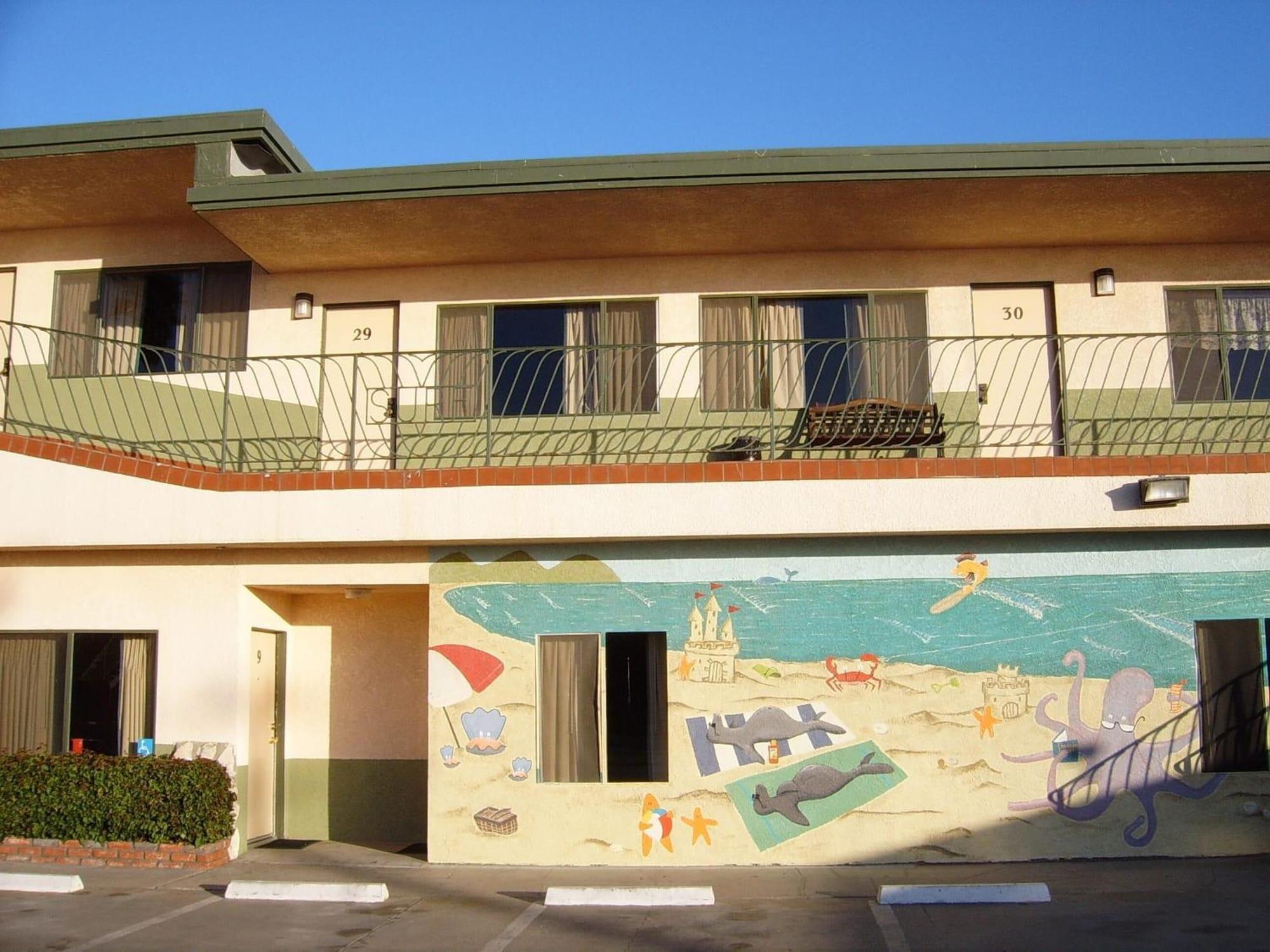 Vista Exterior Motel 6 Pismo Beach - Pacific Ocean