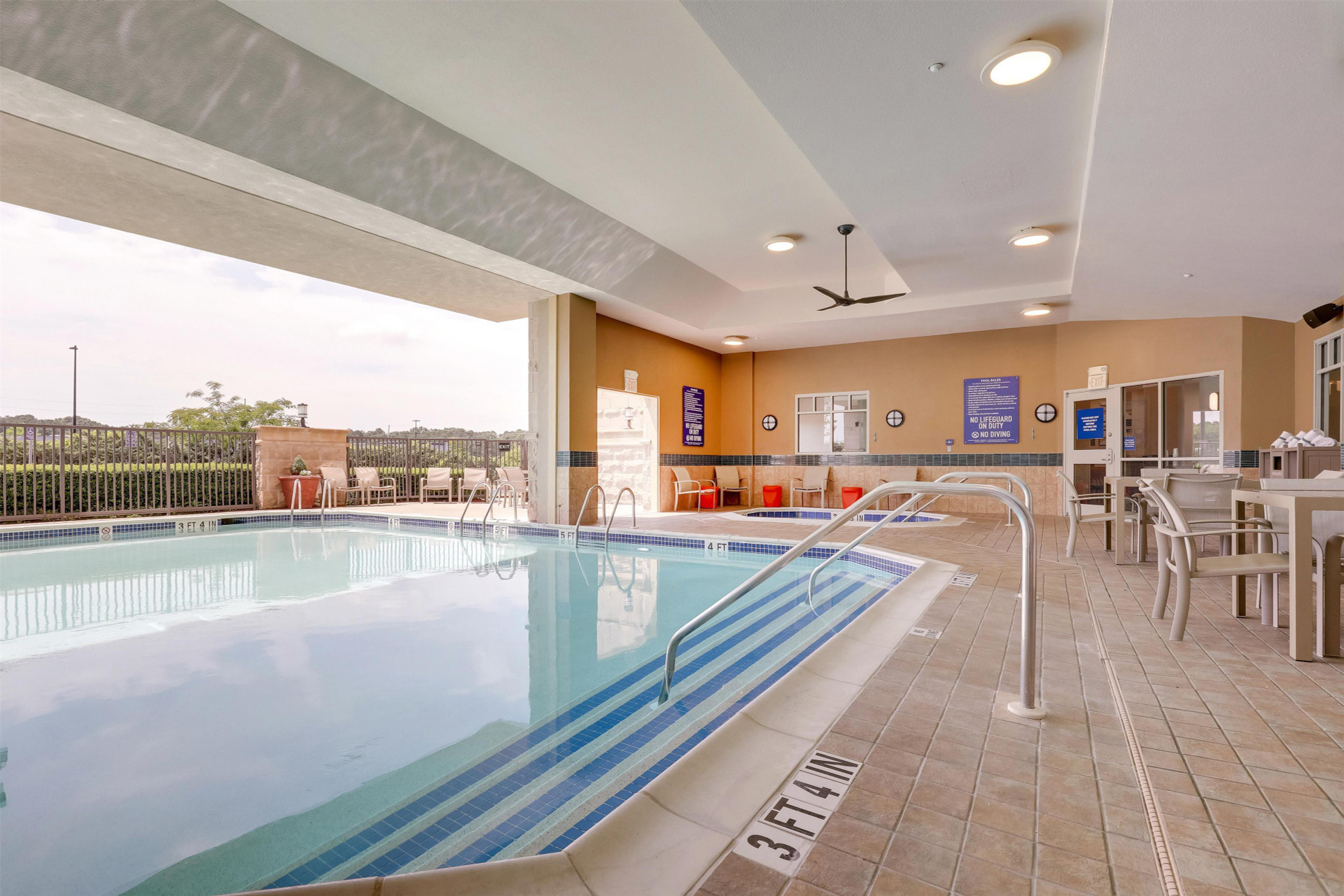 Vista Piscina Drury Inn & Suites Montgomery