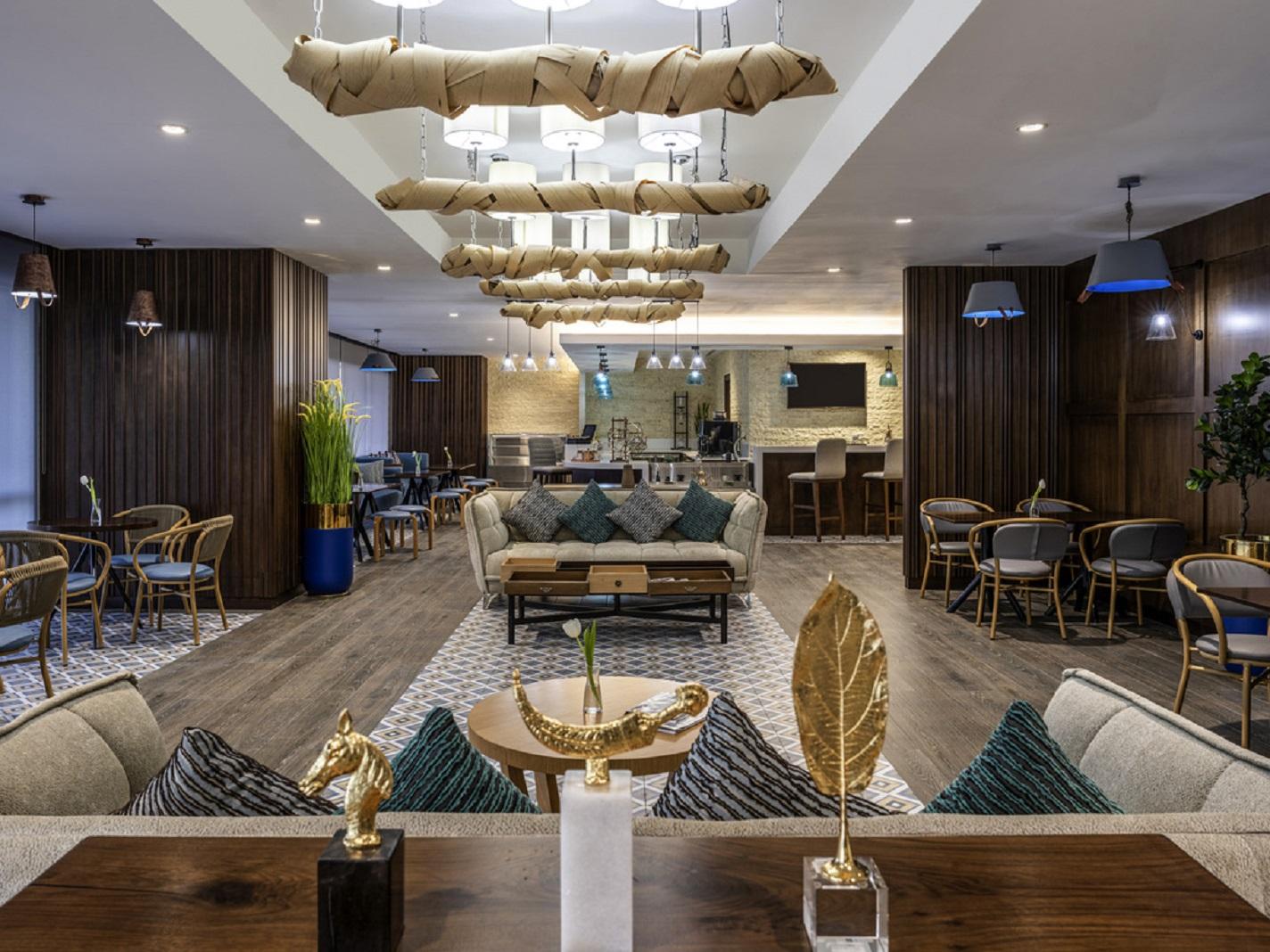 Restaurant Novotel Makkah Thakher City