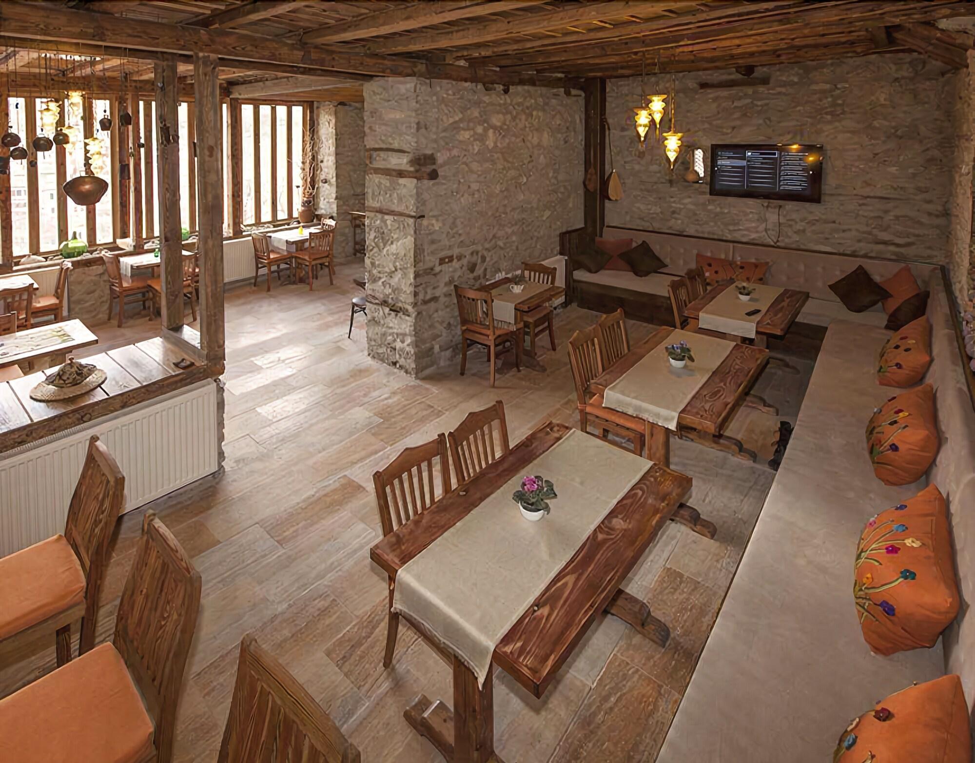 Restaurant Dadibra Konak