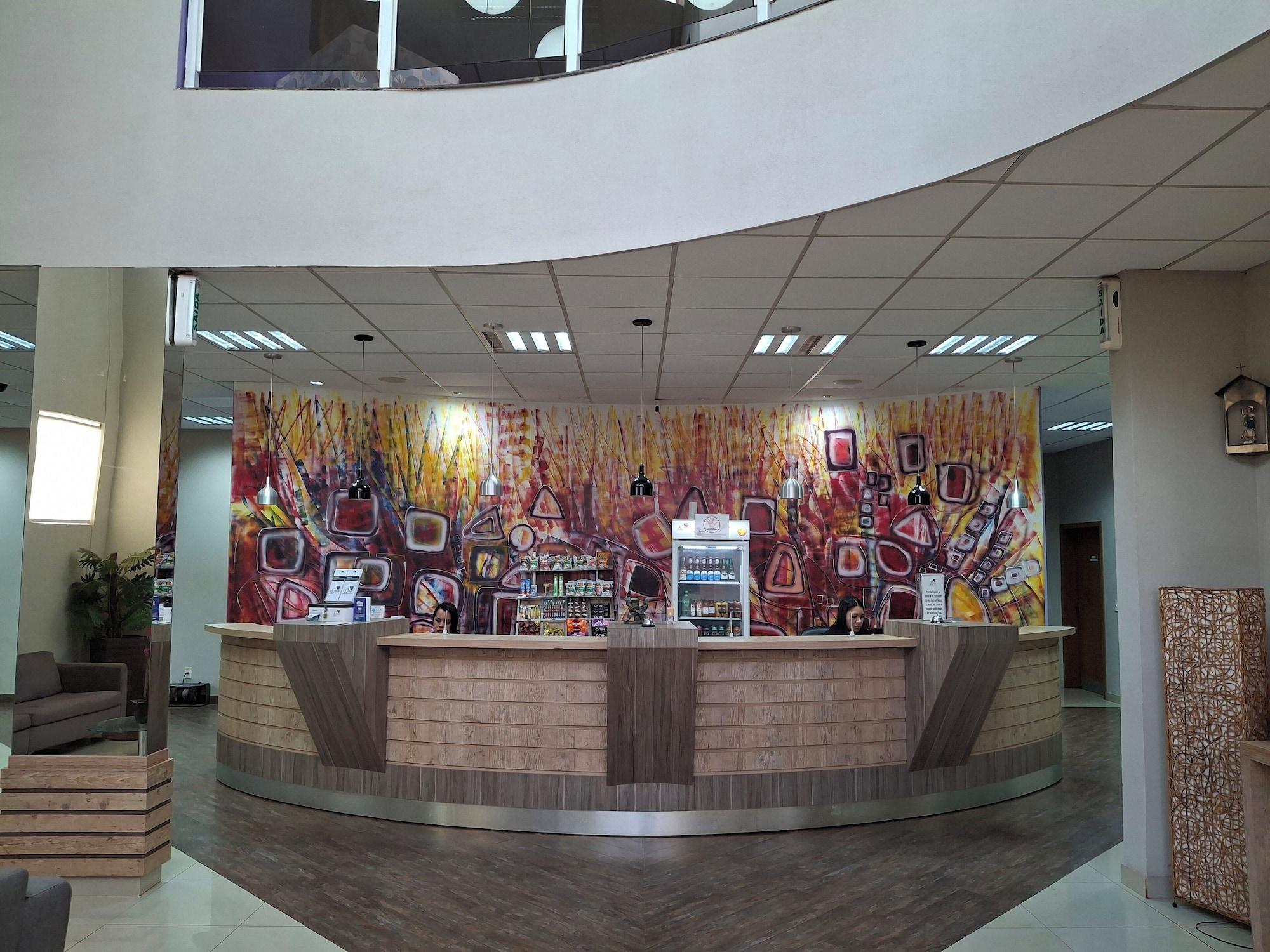 Vista Lobby Onix Inn Hotel Cravinhos