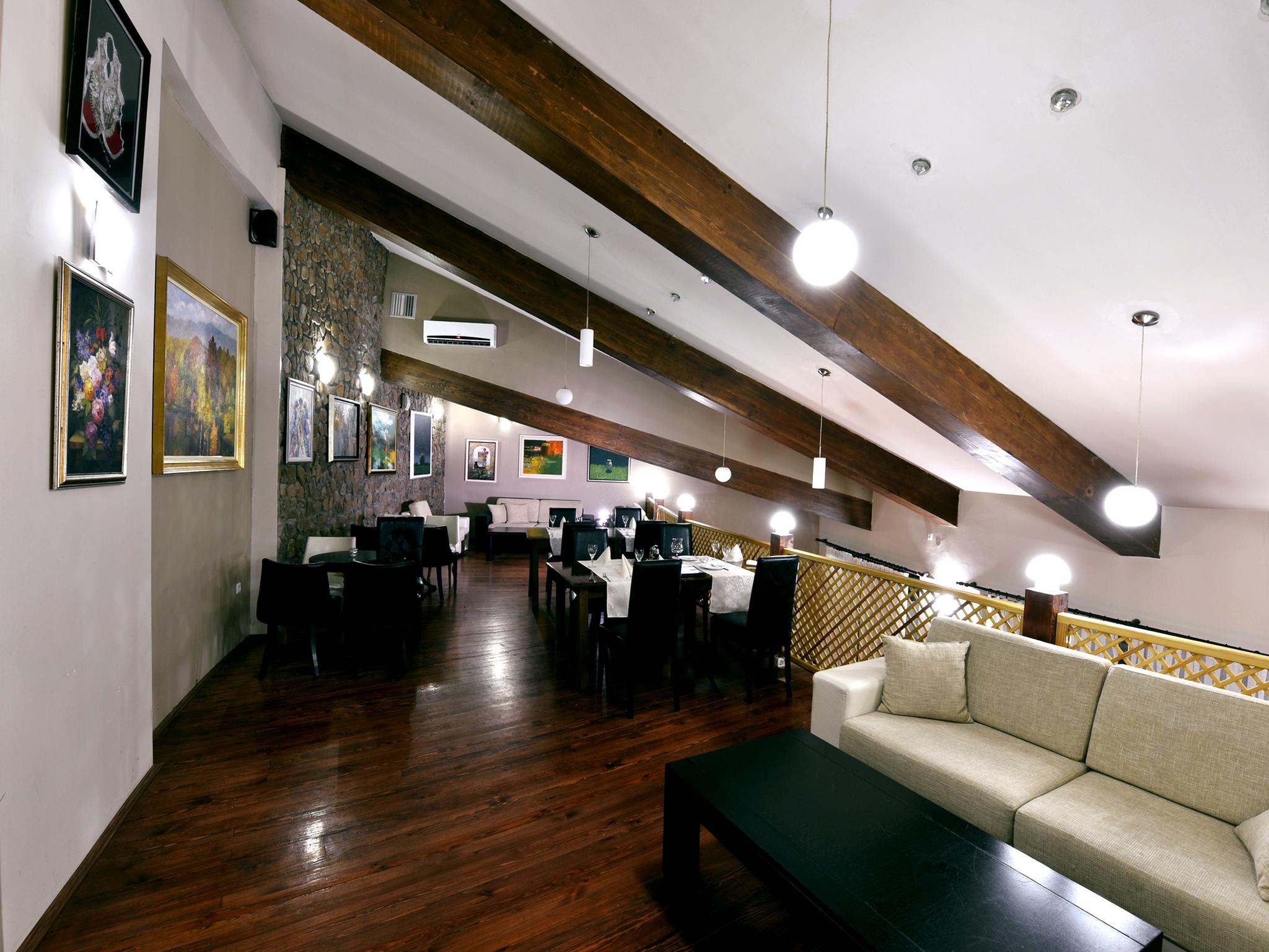 Vista Lobby Aurora Resort & Spa