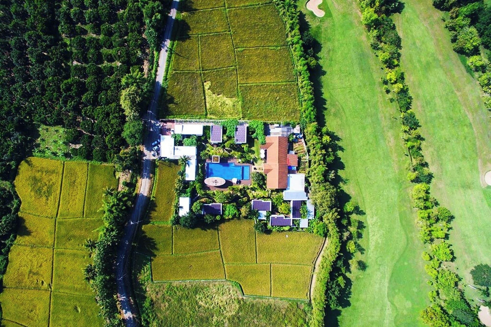 Vista Exterior Thai Good Arts Resort