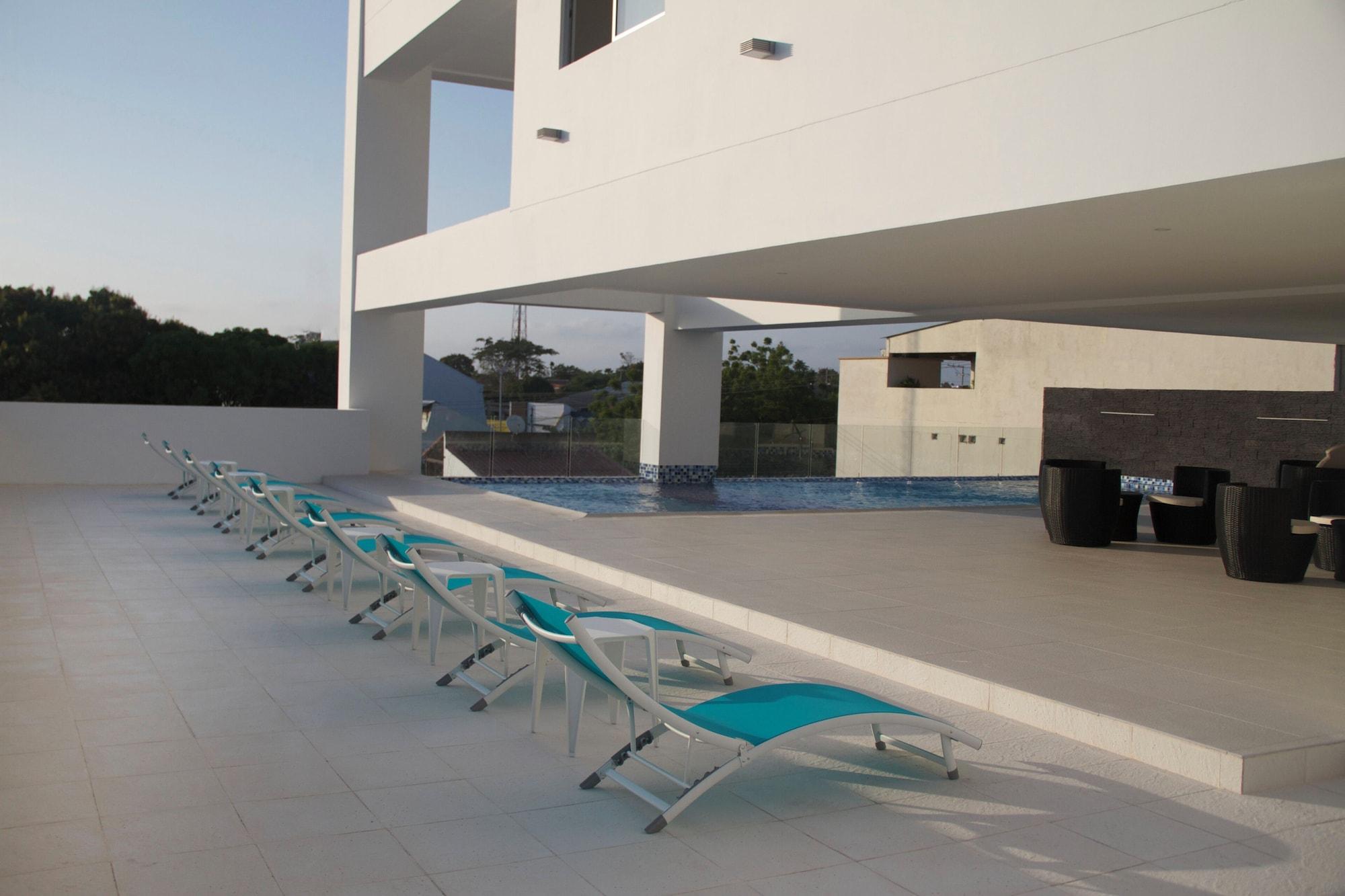 Vista Piscina Hotel y Centro De Eventos Malibú