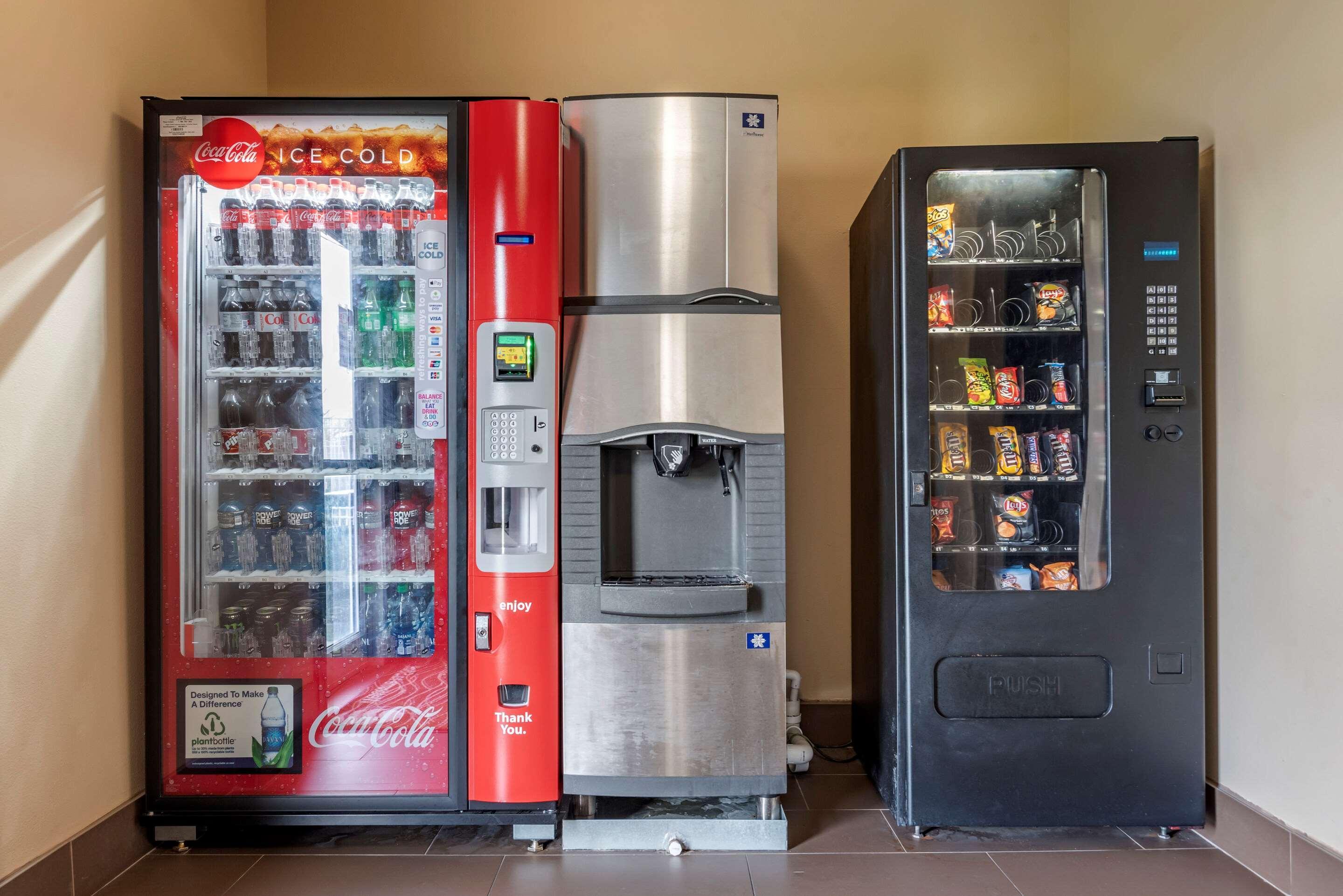 Vista Exterior Comfort Inn & Suites Scott-West Lafayette