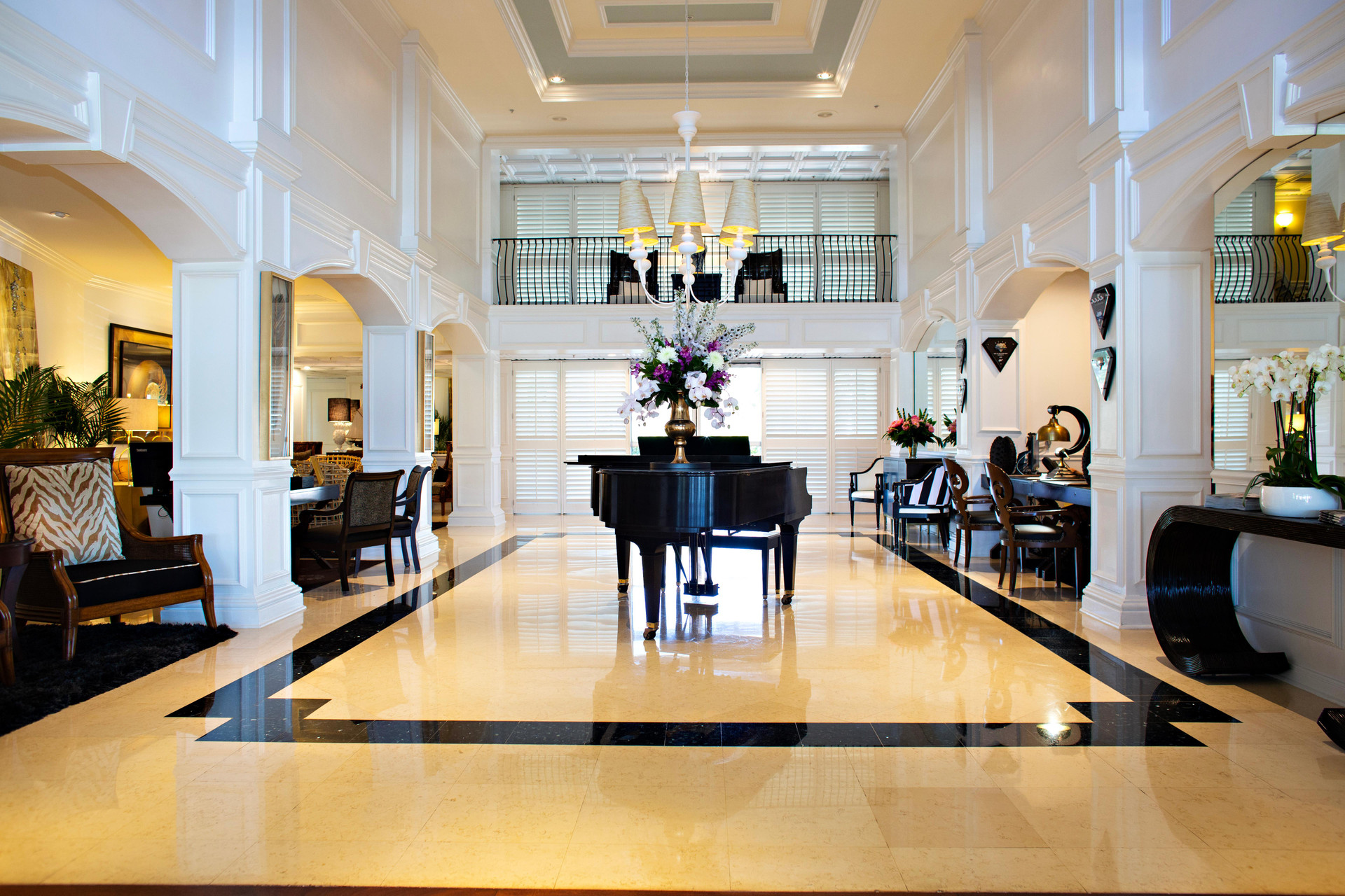 Vista Lobby Inn at Pelican Bay